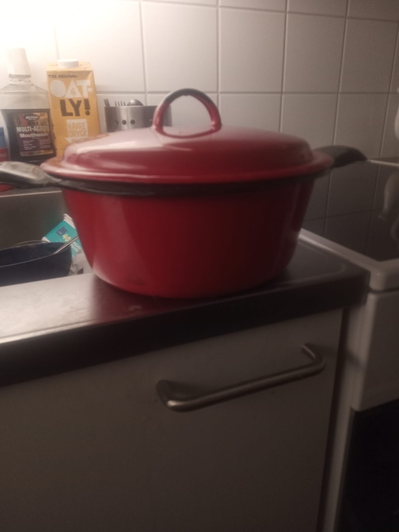 Punainen vintage pata