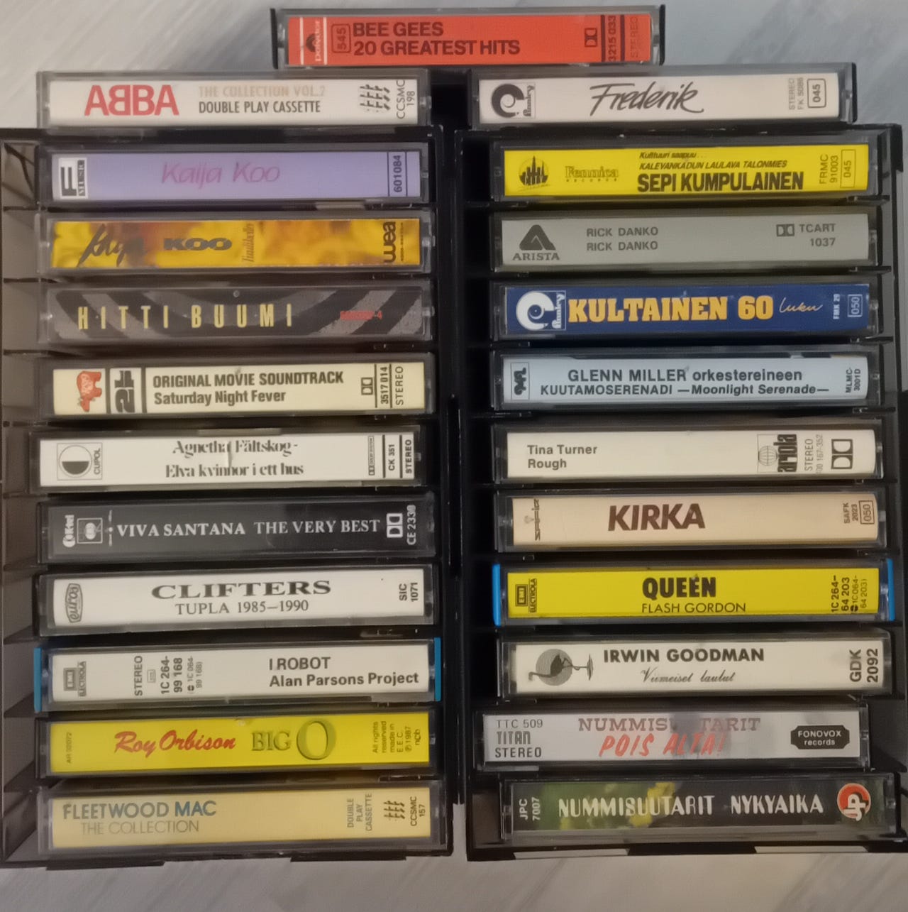 C kasetteja 23 kpl