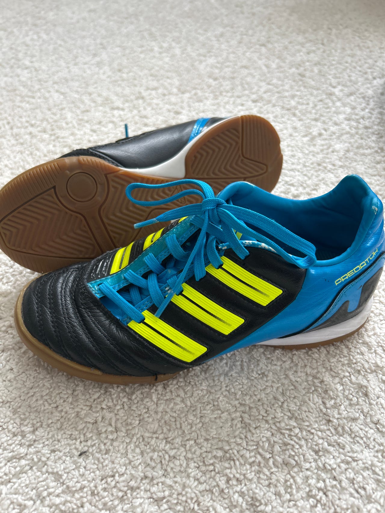 Adidas predator sisäpelikengät | Tori