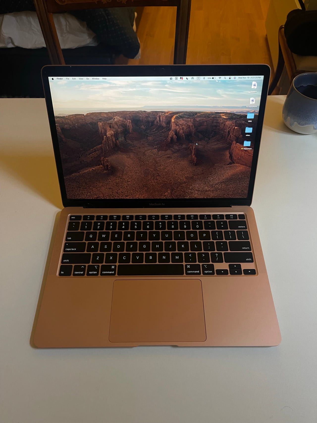 💻 MacBook Air 2020 – i7 / 16GB / 256GB / Gold | Tori
