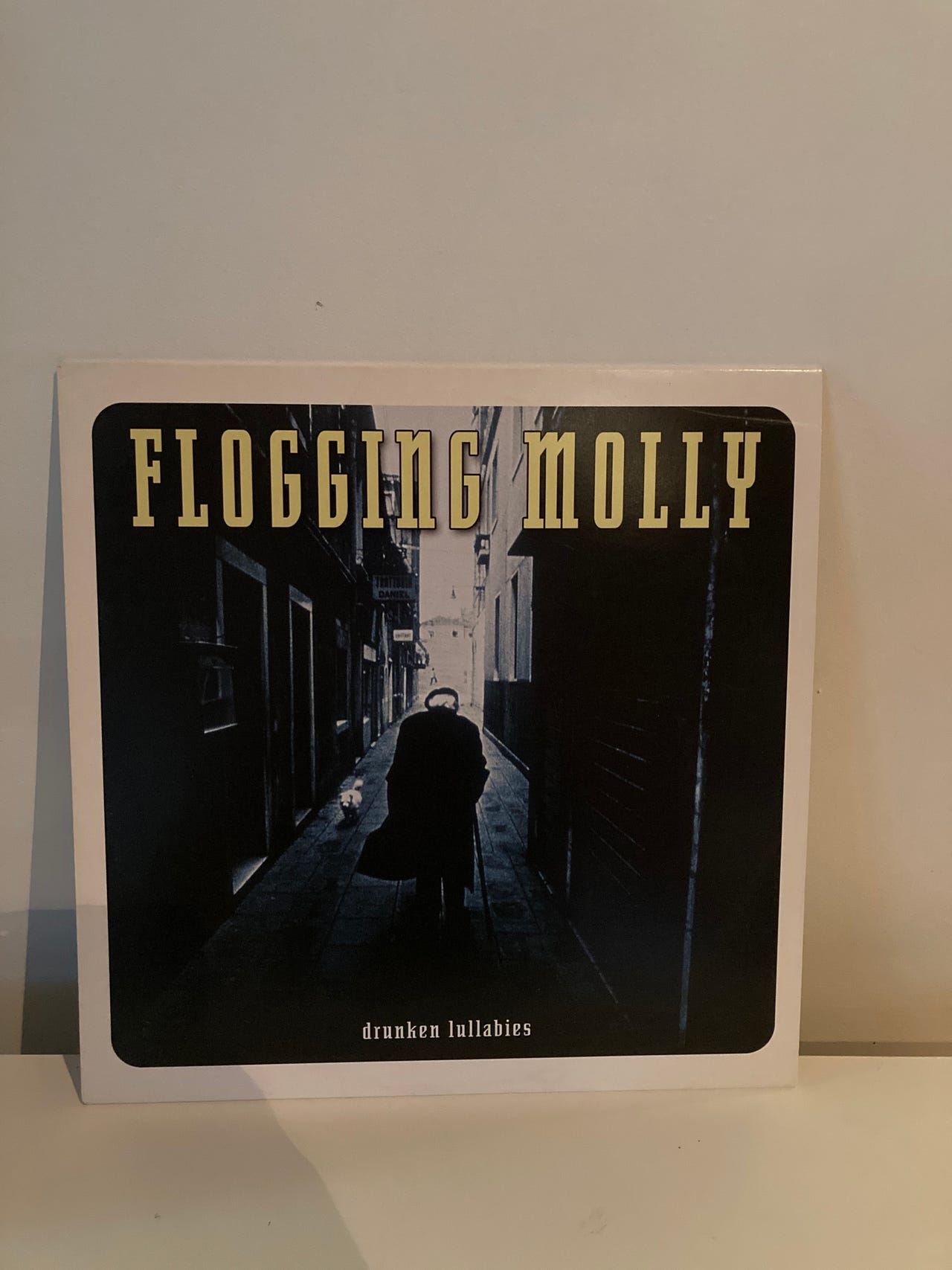 Flogging Molly – Drunken Lullabies vinyylilevy | Tori