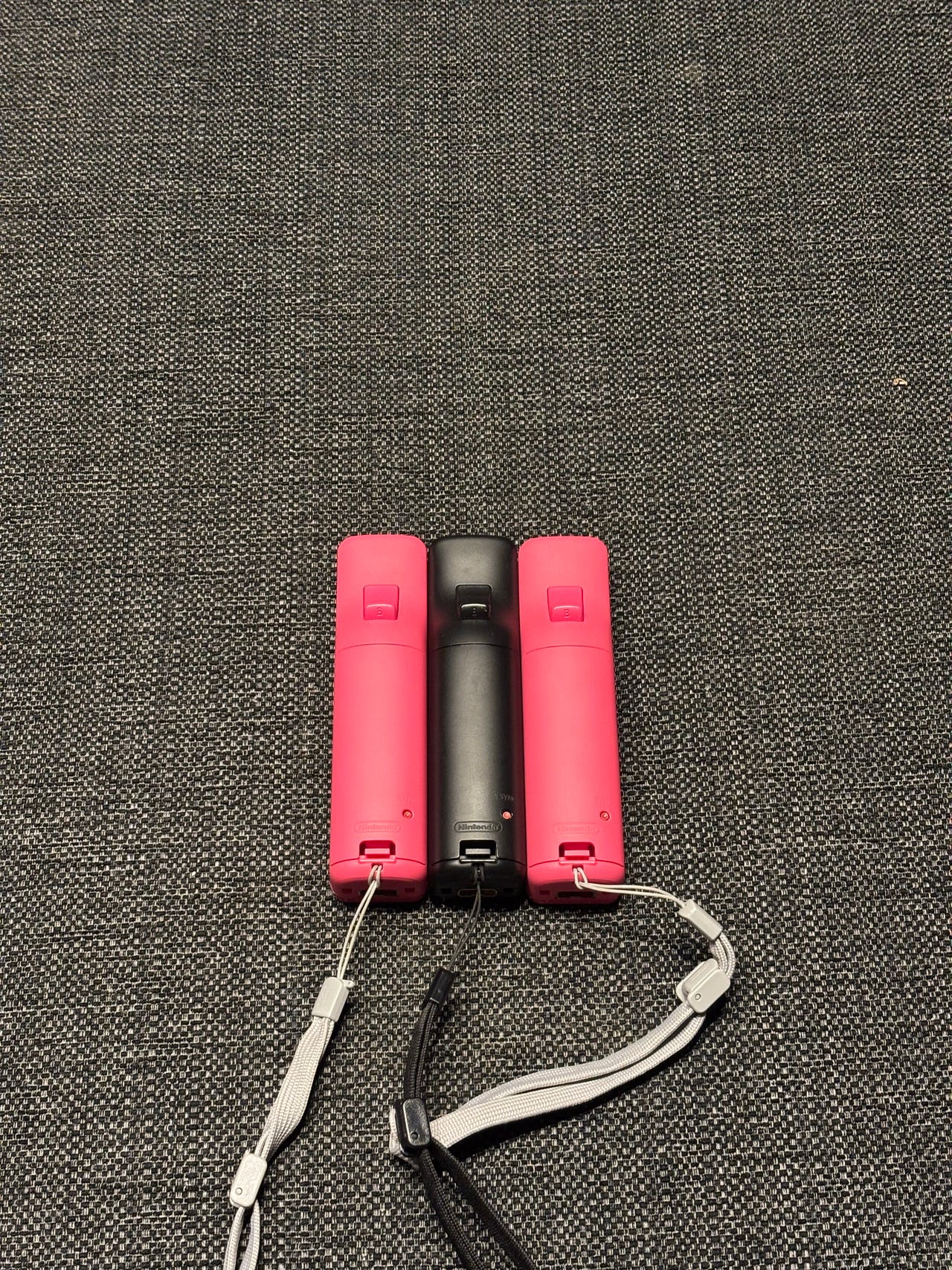 Nintendo Wii motion plus -ohjaimet