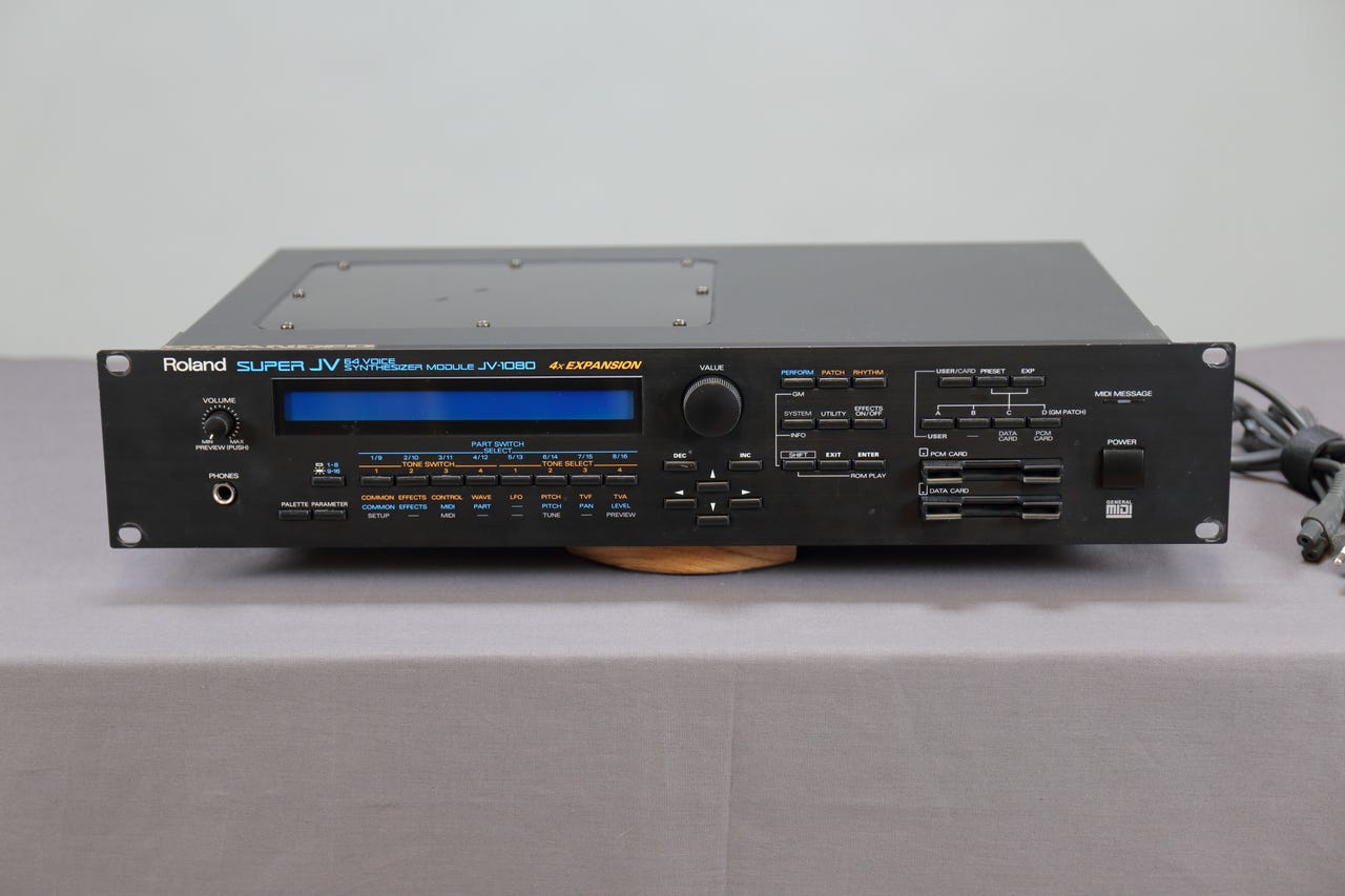 Roland SuperJV JV-1080 (エクスパンションボード3枚付属) Roland SuperJV JV-1080 (エクスパンションボード3枚付属) Roland