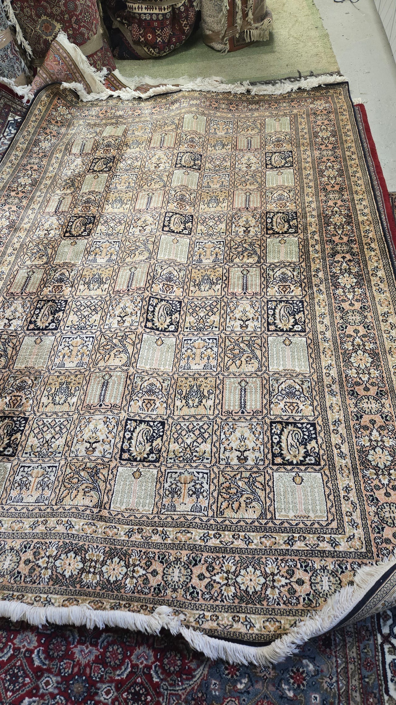 232x164 käsinsolmittu itämainen Kashmir silkkimatto