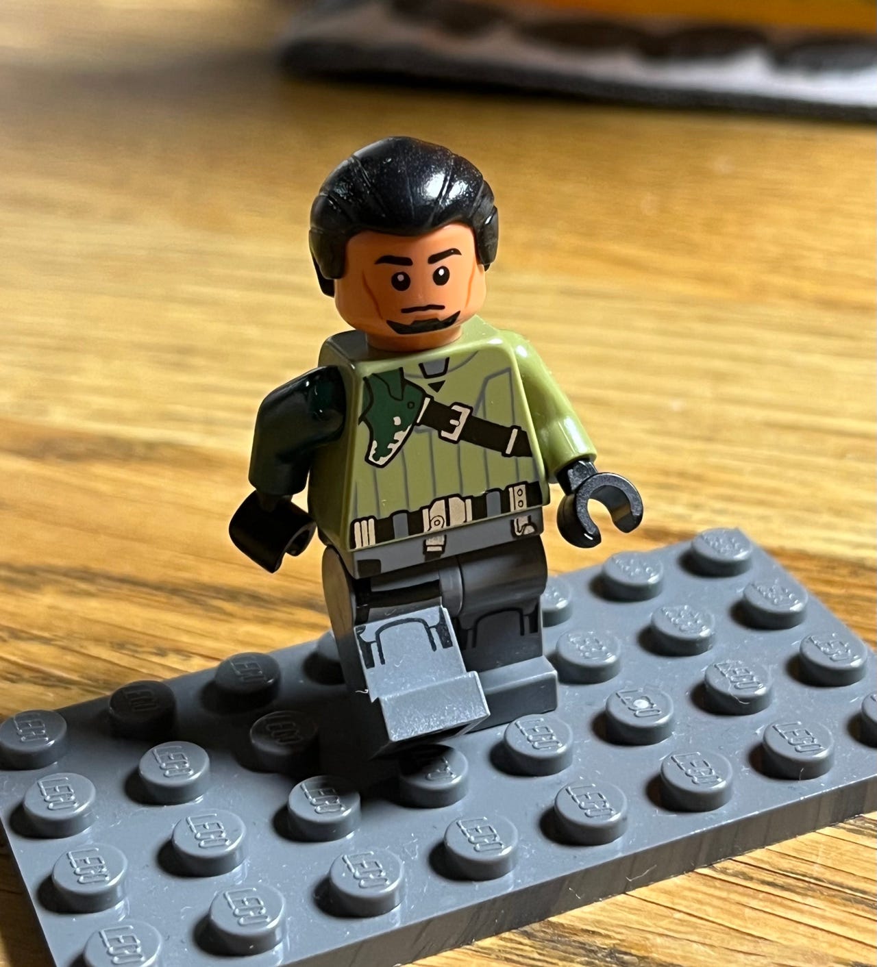 Kanan Jarrus - black hair versio - LEGO Star Wars minifigure