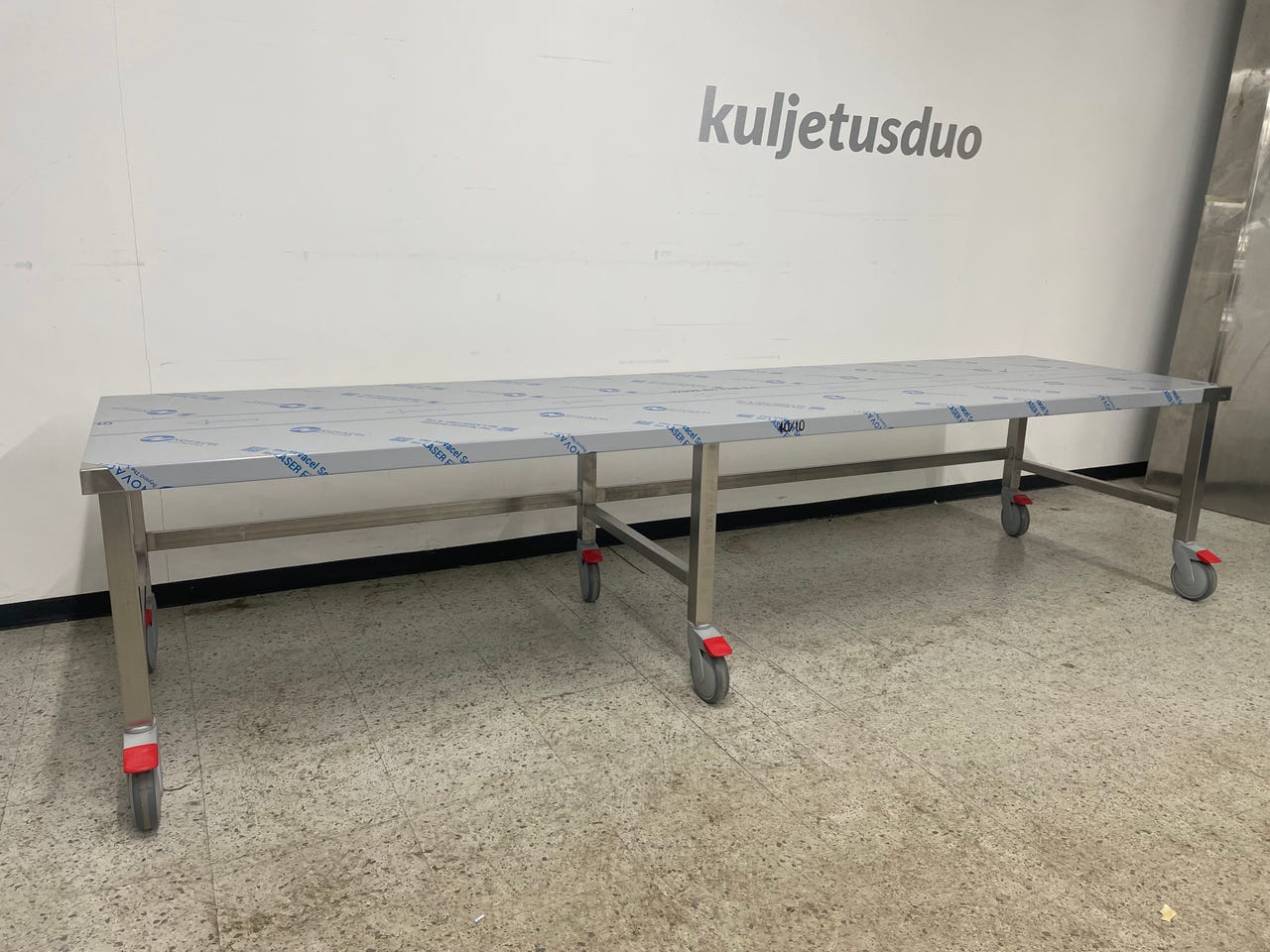 Metos RST-Pöytiä (uusia)