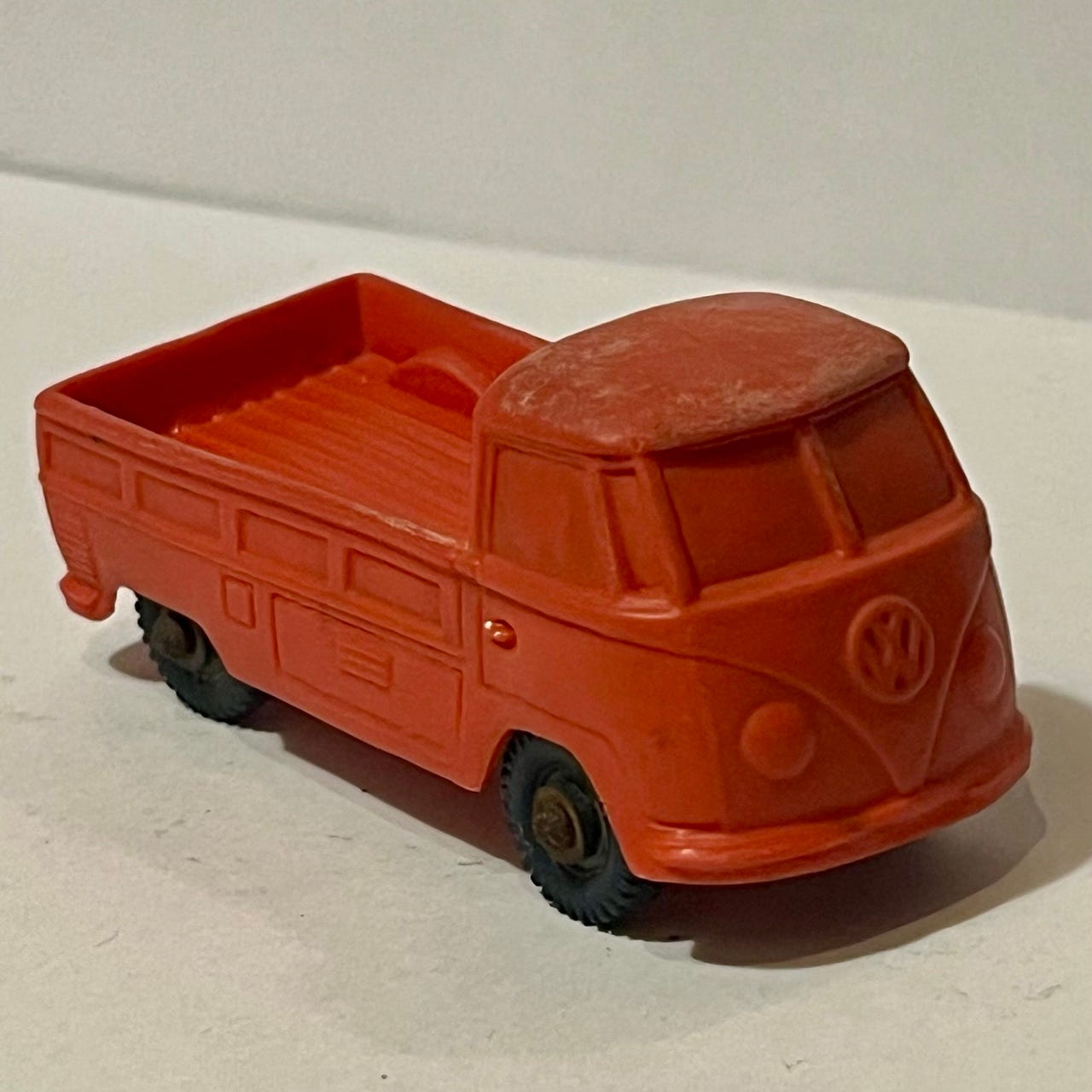 Tomte Laerdal "VW Bulli Pritschenwagen" (Gebraucht) in Sarnen für CHF