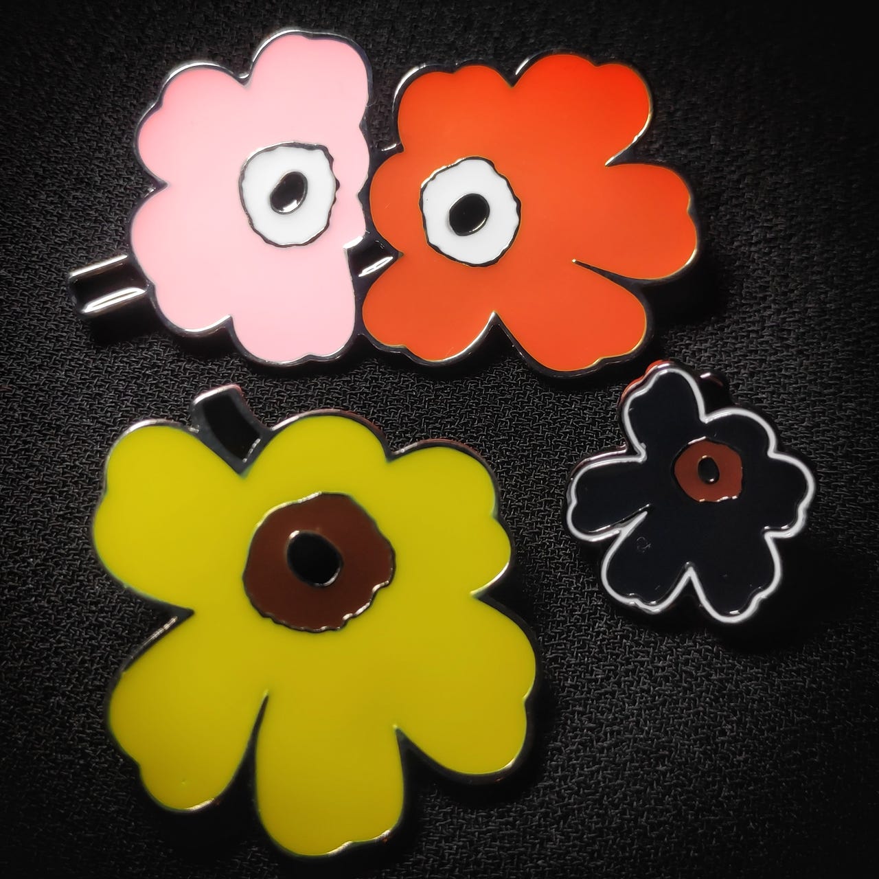 Marimekko Unikko rintakoru rintaneula | Tori
