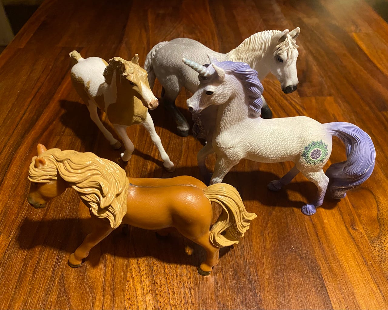 Schleich figuurit 4 kpl