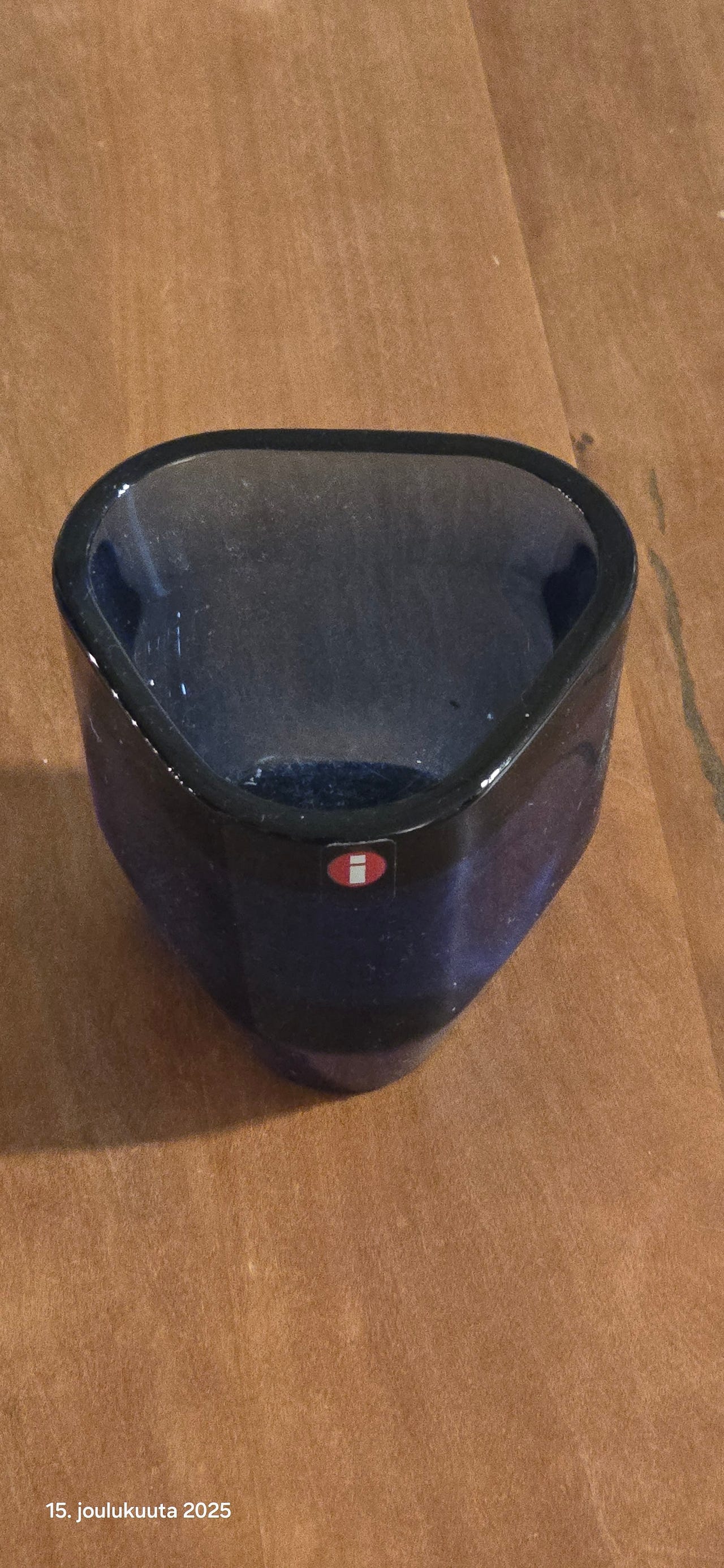 Kynttilänjalka / tuikku