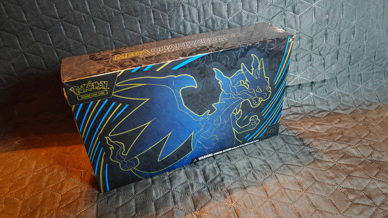 Pokemon Mega Charizard X ex Ultra Premium Collection laatikko