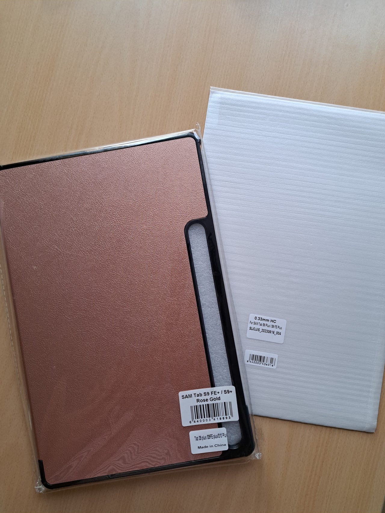 Suojakotelo ja lasi (Samsung Tab S9)