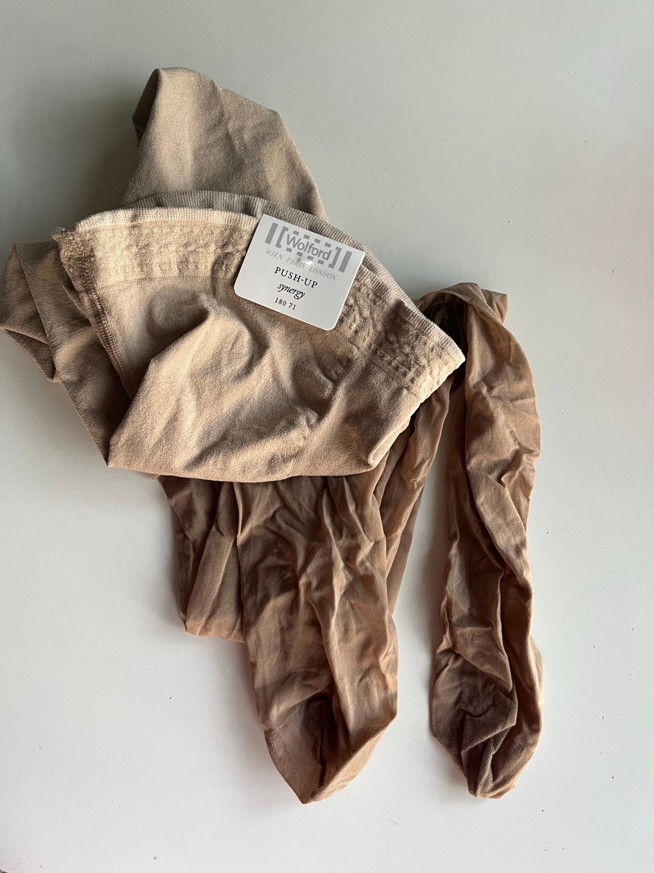 Wolford Push-Up sukkahousut M, käyttämättömät