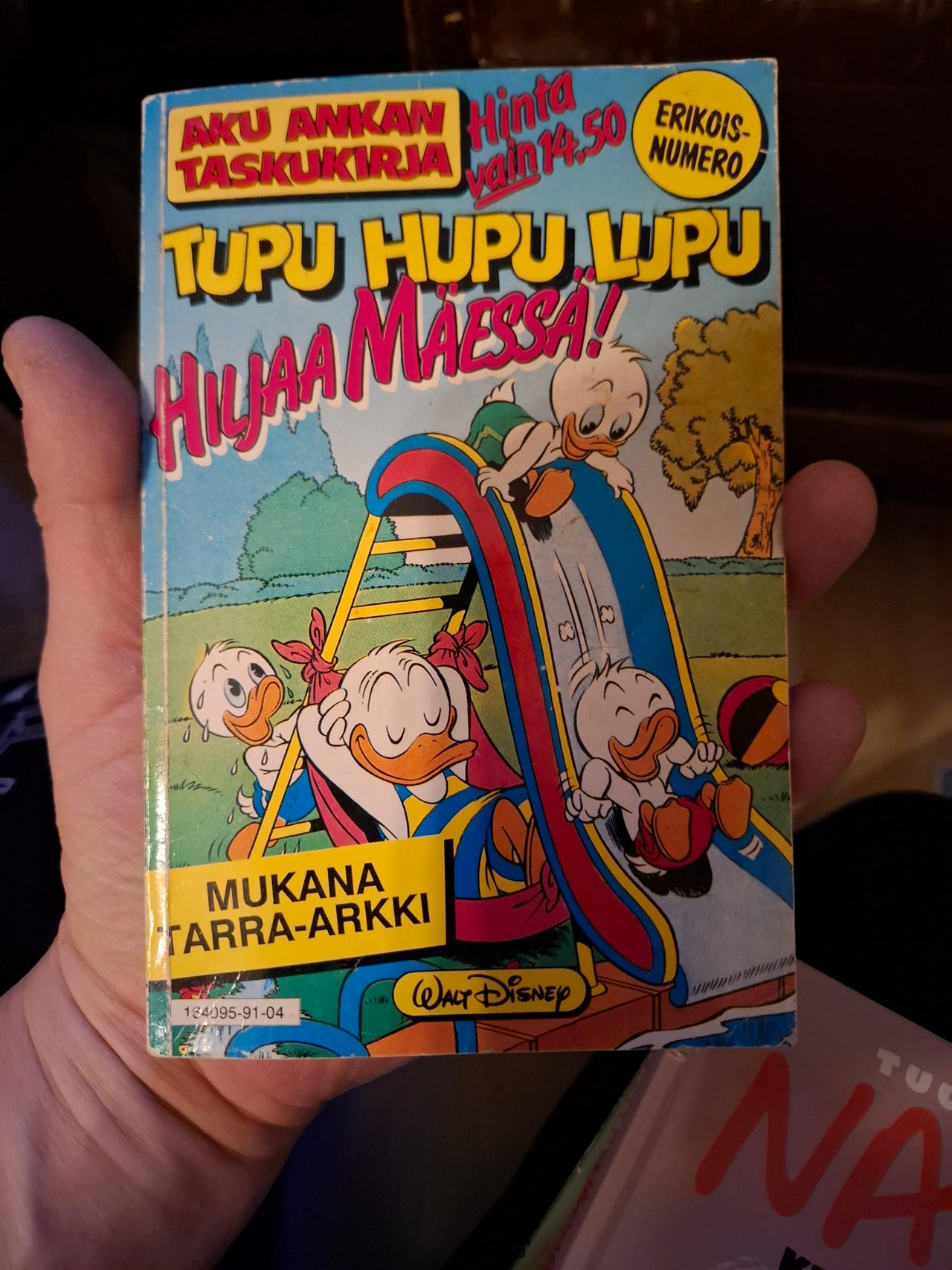 Aku Ankan taskukirja erikoisnumero - Tupu Hupu Lupu - Hiljaa mäes