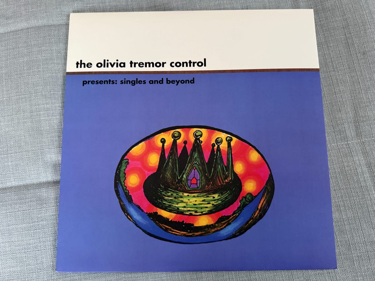 The Olivia Tremor Control – Presents: Singles And Beyond LP | Tori