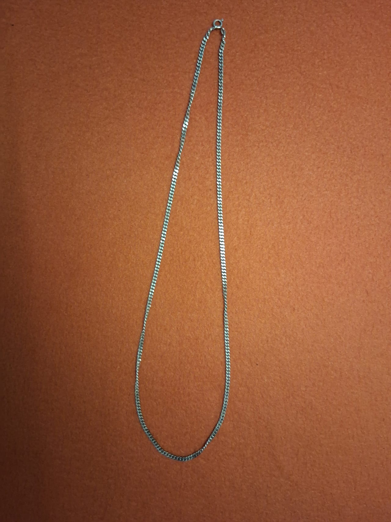 Hopeinen kaulakoru 70cm