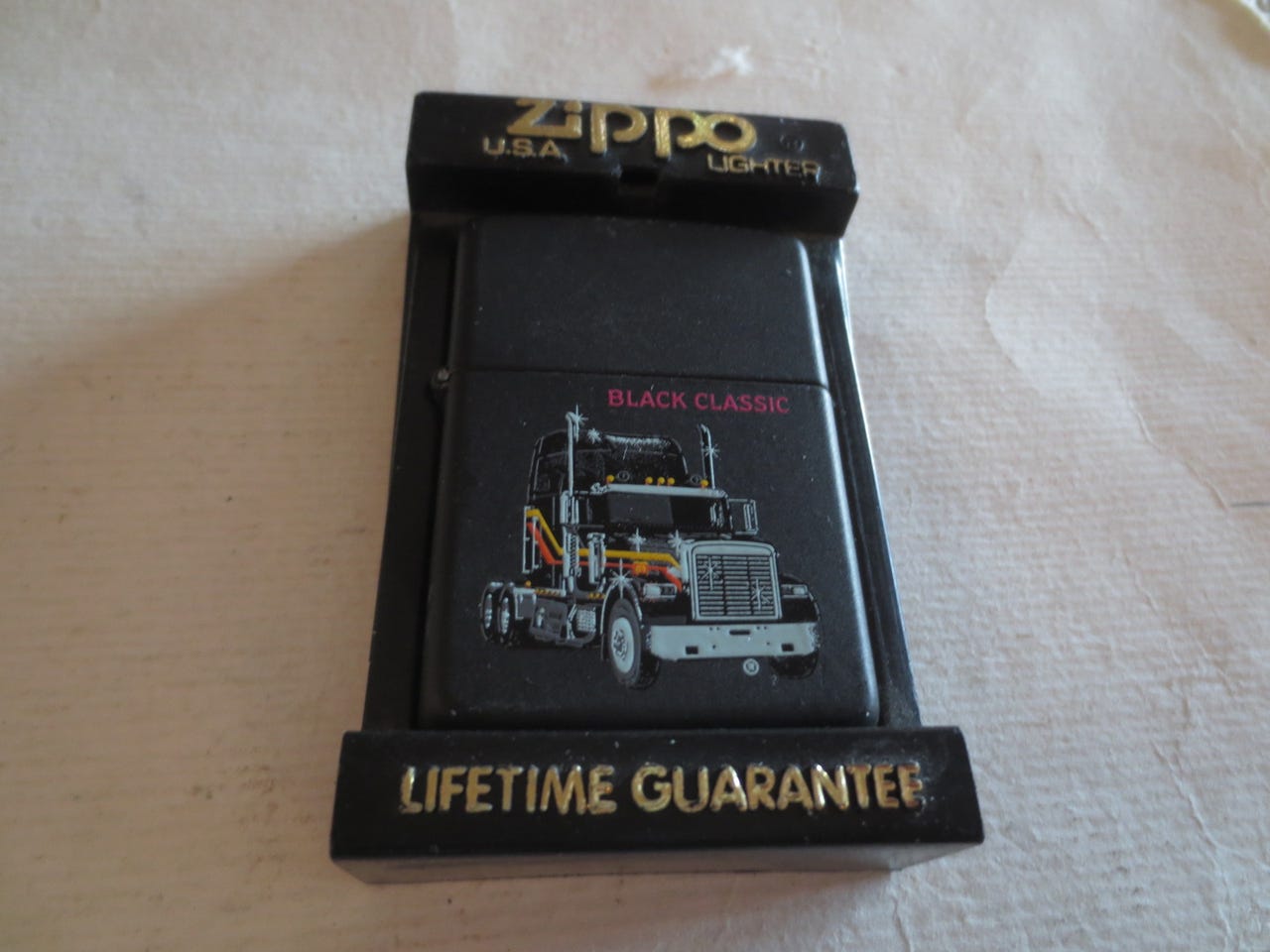 Sytkäri Zippo, Black Classic