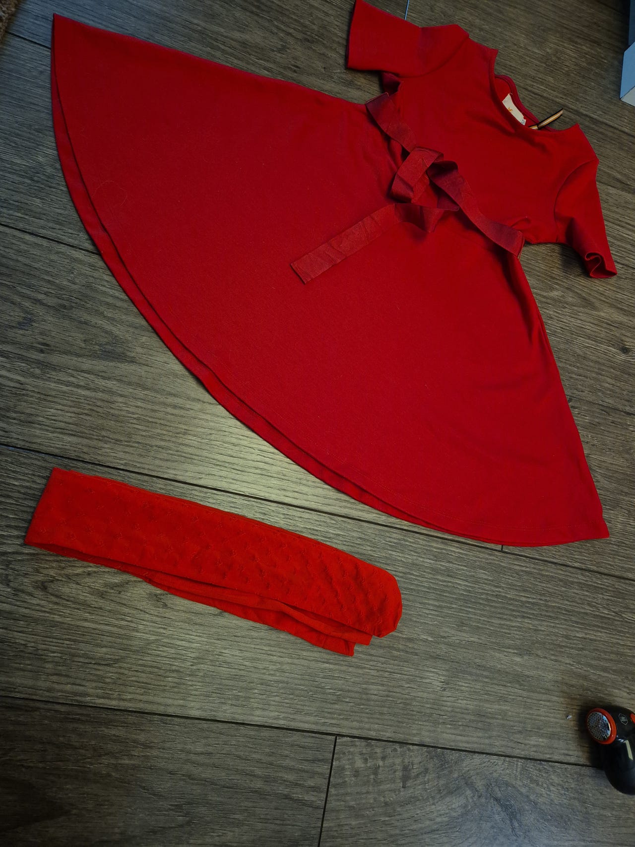 Lindex Holly & White mekko 134/140