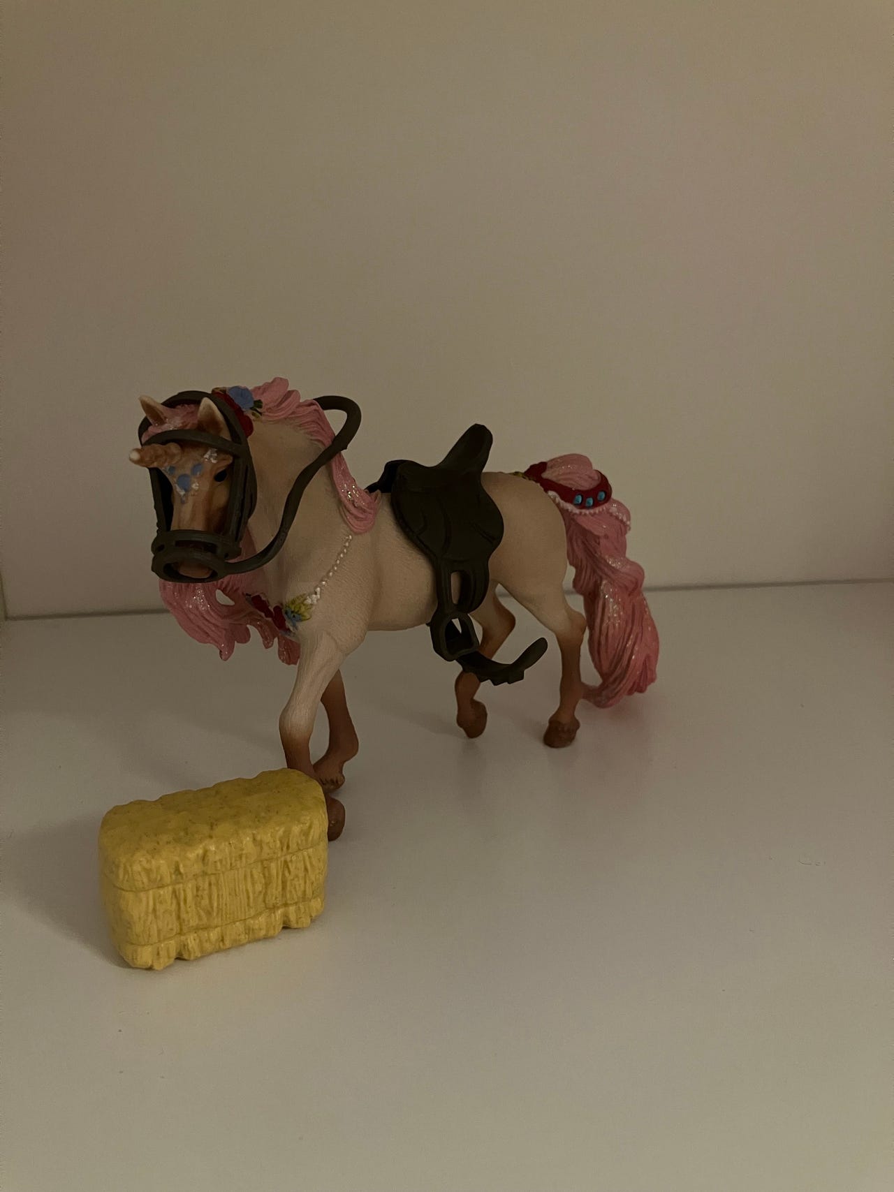 Schleich yksisarvinen + varusteet