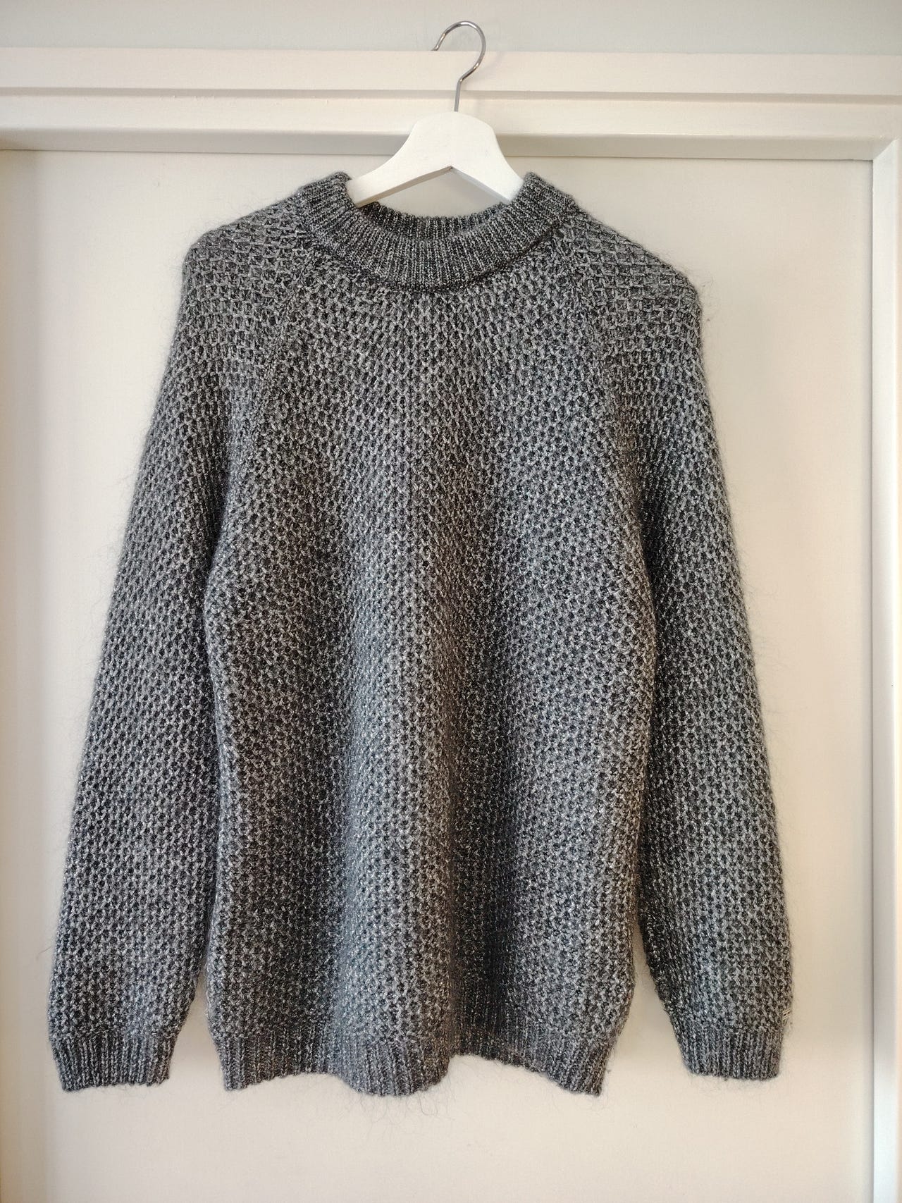 T. Hilfiger pehmeä mohairsekoiteneule, koko M
