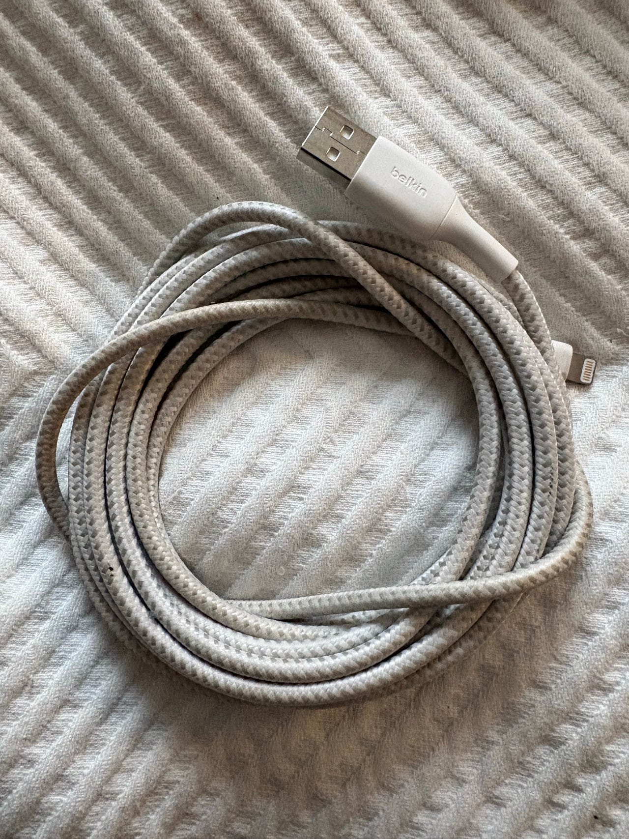 Lighting USB-A kaapeli, Belkin, 3m