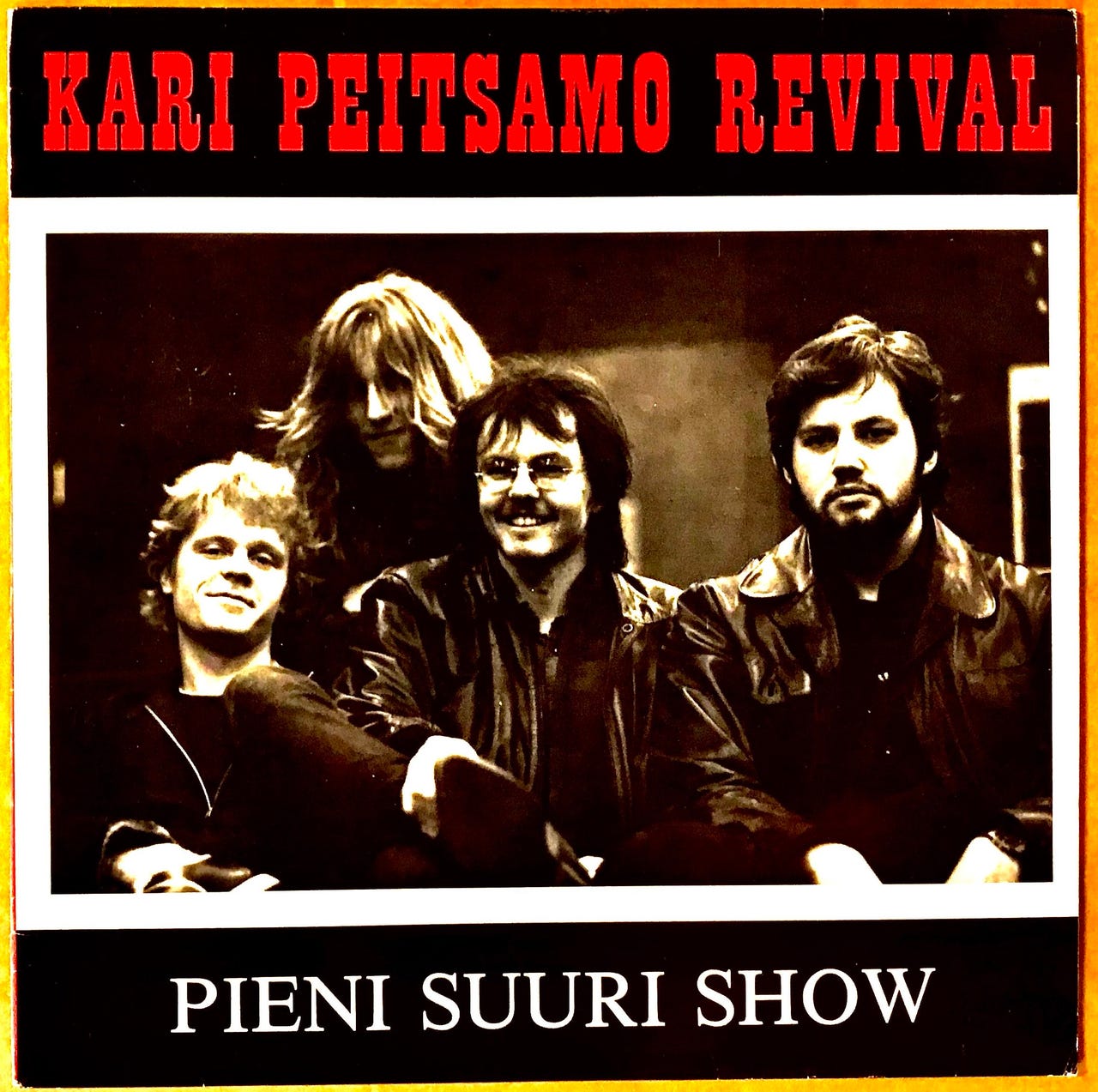 Kari Peitsamo Revival Pieni Suuri Show LP-levy