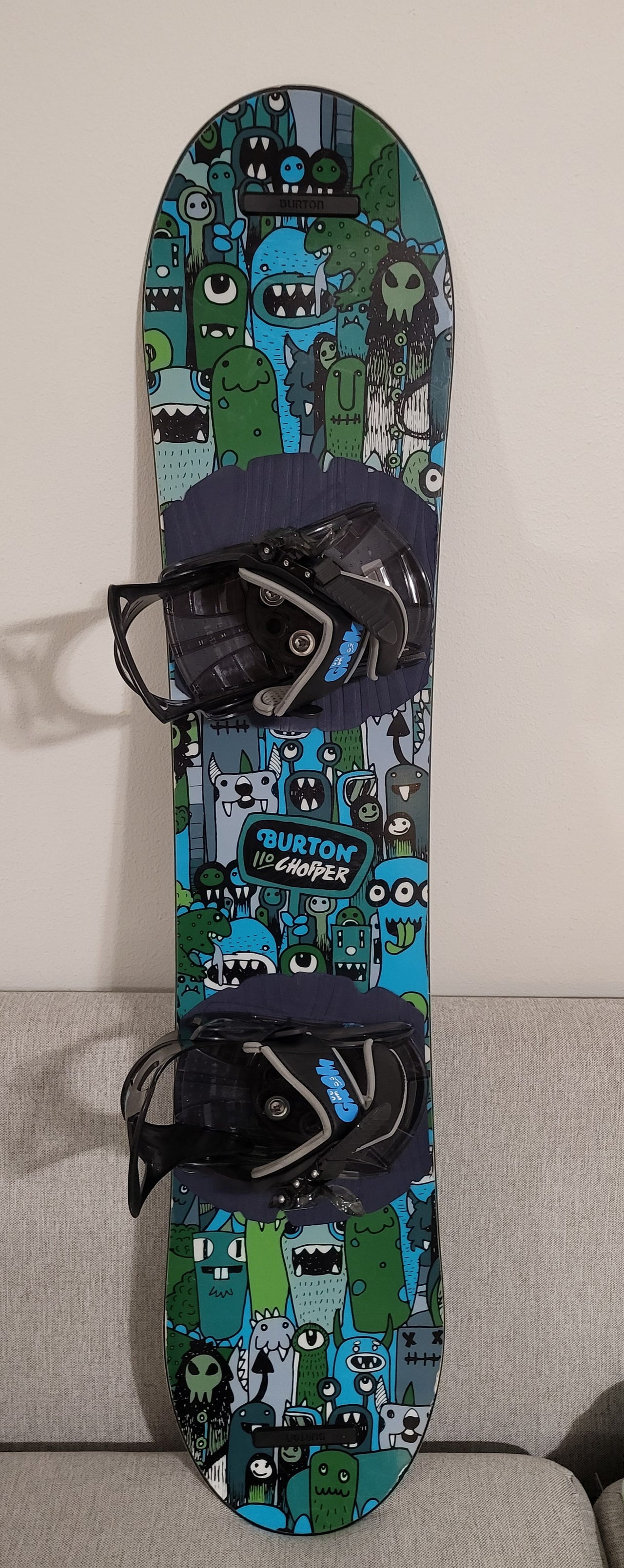 Lasten lumilauta Burton chopper 110cm ja siteet