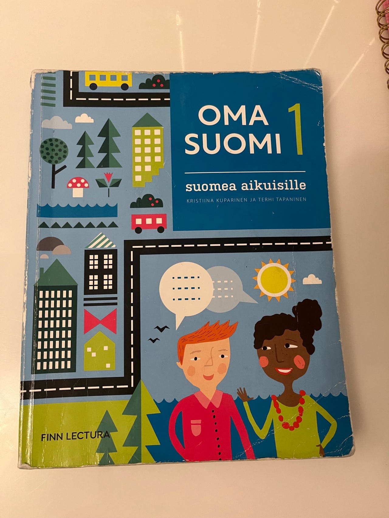Oma Suomi 1 suomea aikuisille oppikirja | Tori