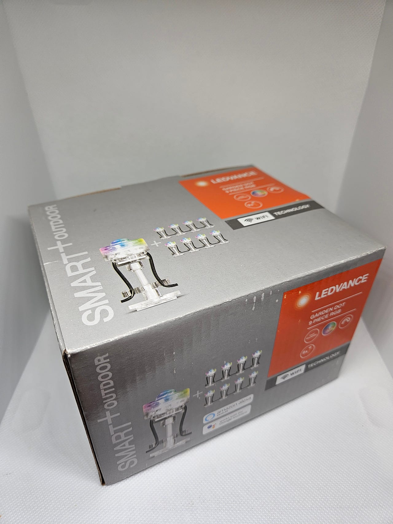 LEDVANCE Slim tuinarmatuur LED: voor grond, SMART GARDEN POLE / 3,10 W, 220…240 V, RGBW, 3000 K, body materiaal: stainless steel, IP65