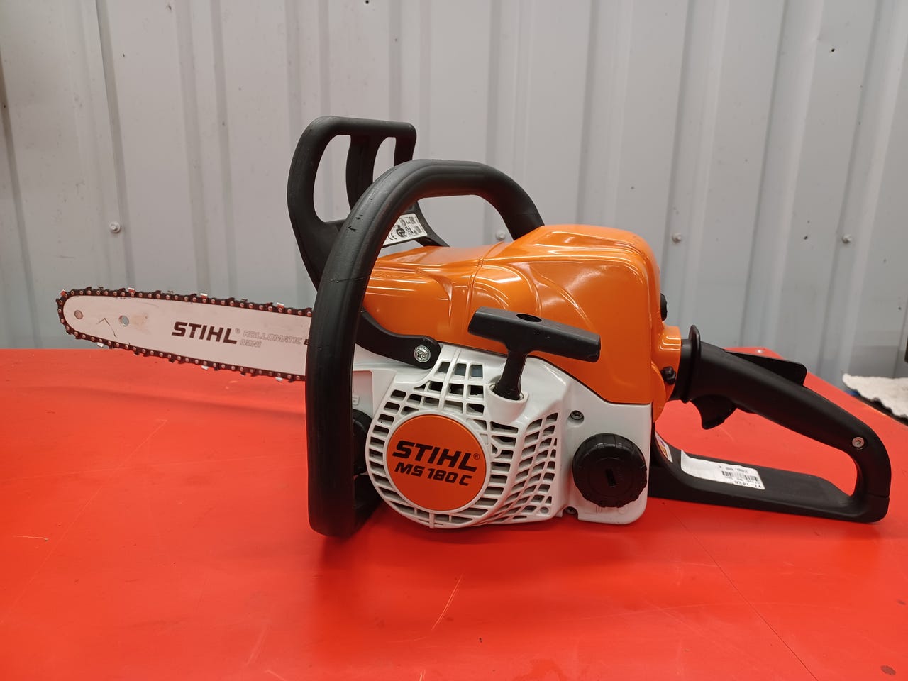 Stihl MS 180 moottorisaha