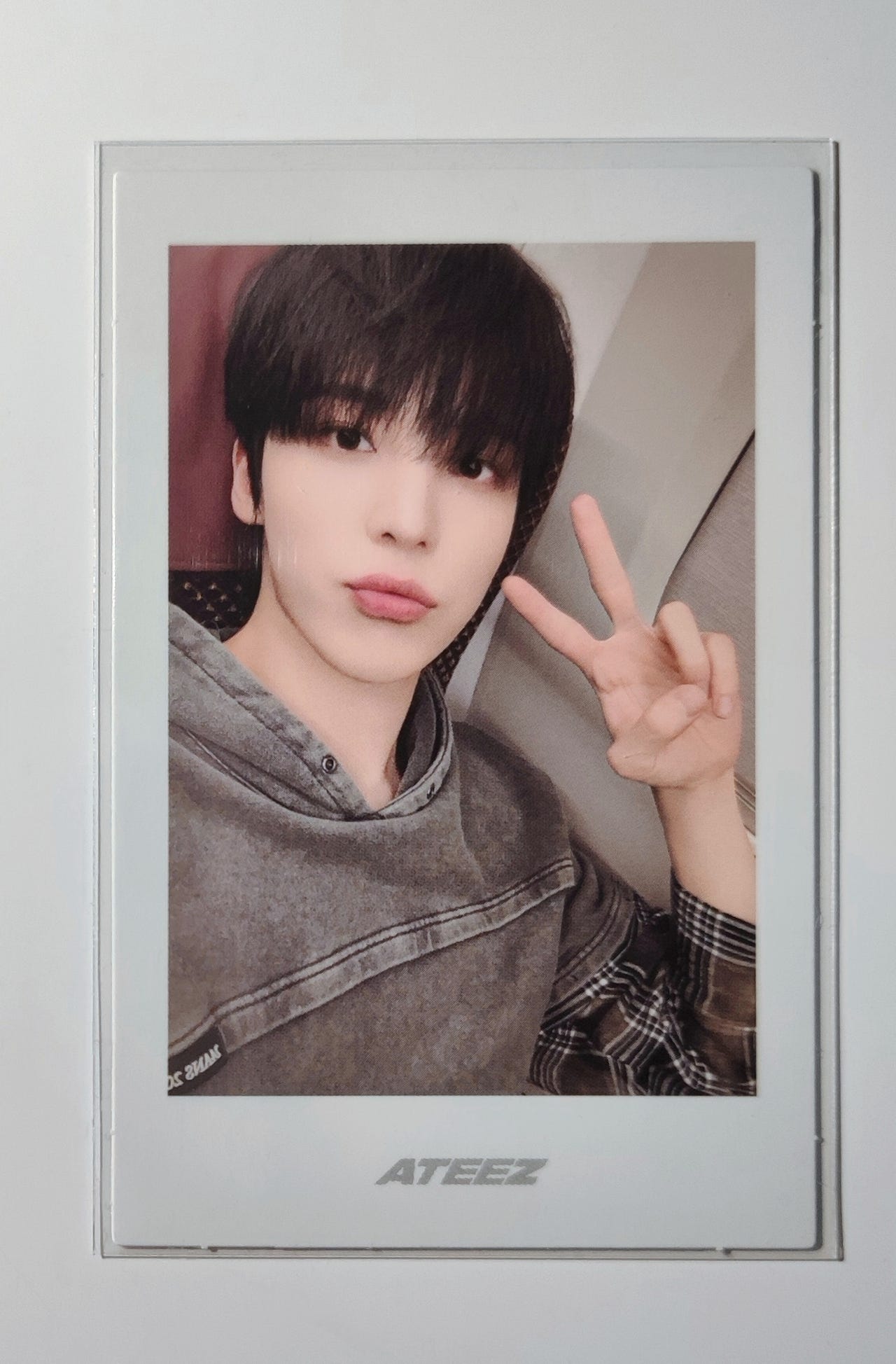 Ateez Golden Hour Part.3 Yunho Polaroid