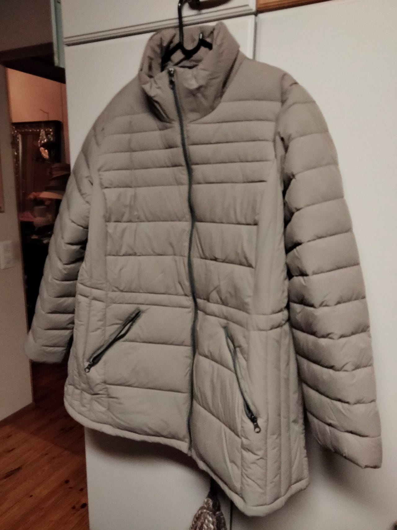 Uusi Talvitakki koko XXL beige