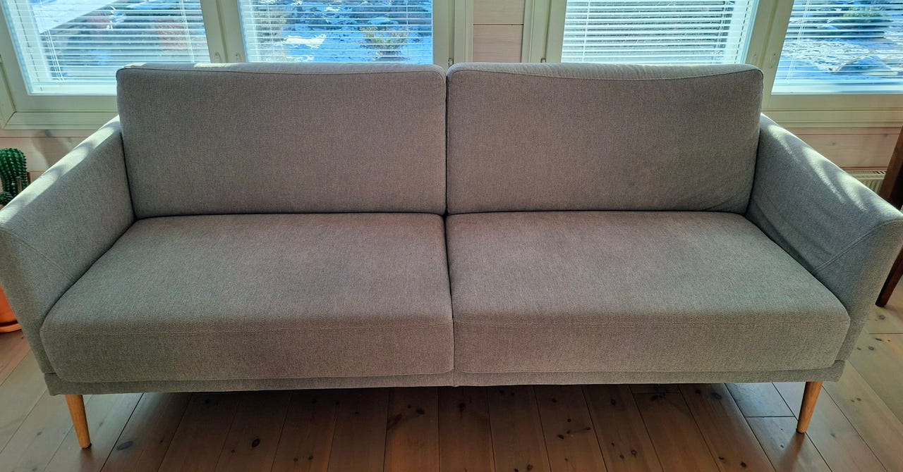 Pohjanmaan kalusteen sohva