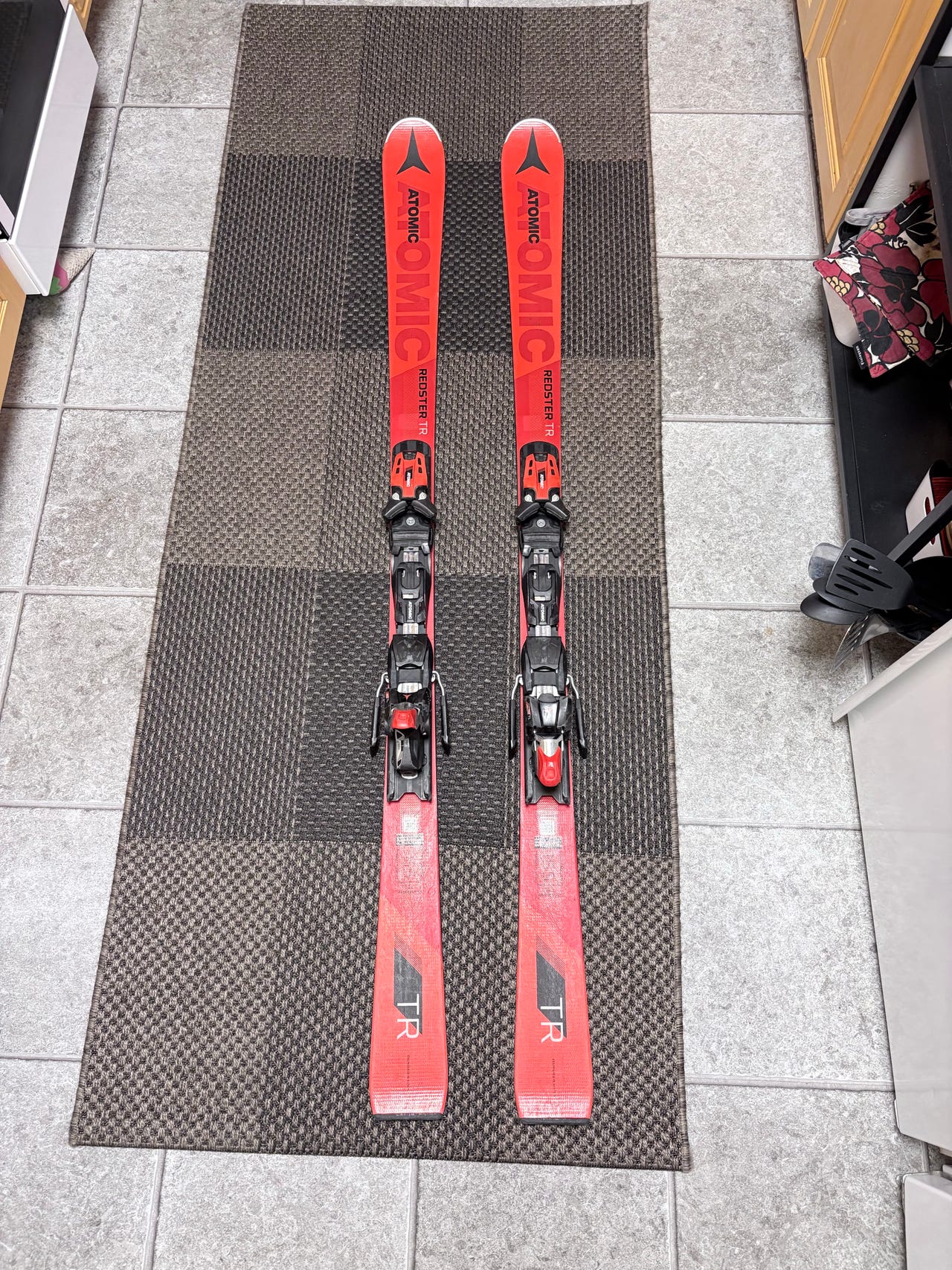 Atomic Redster TR 165cm | Tori