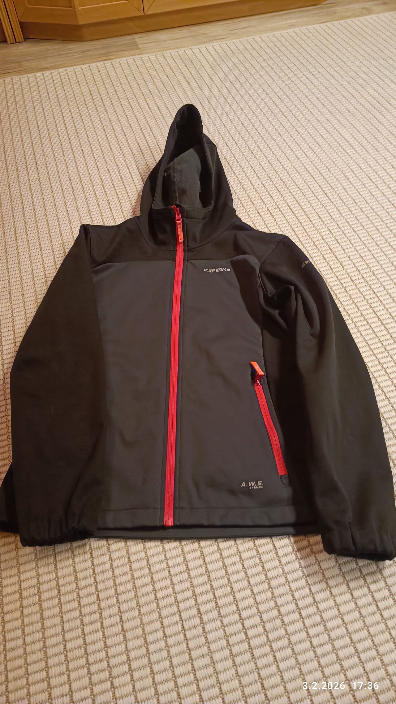 164 Icepeak softshell takki