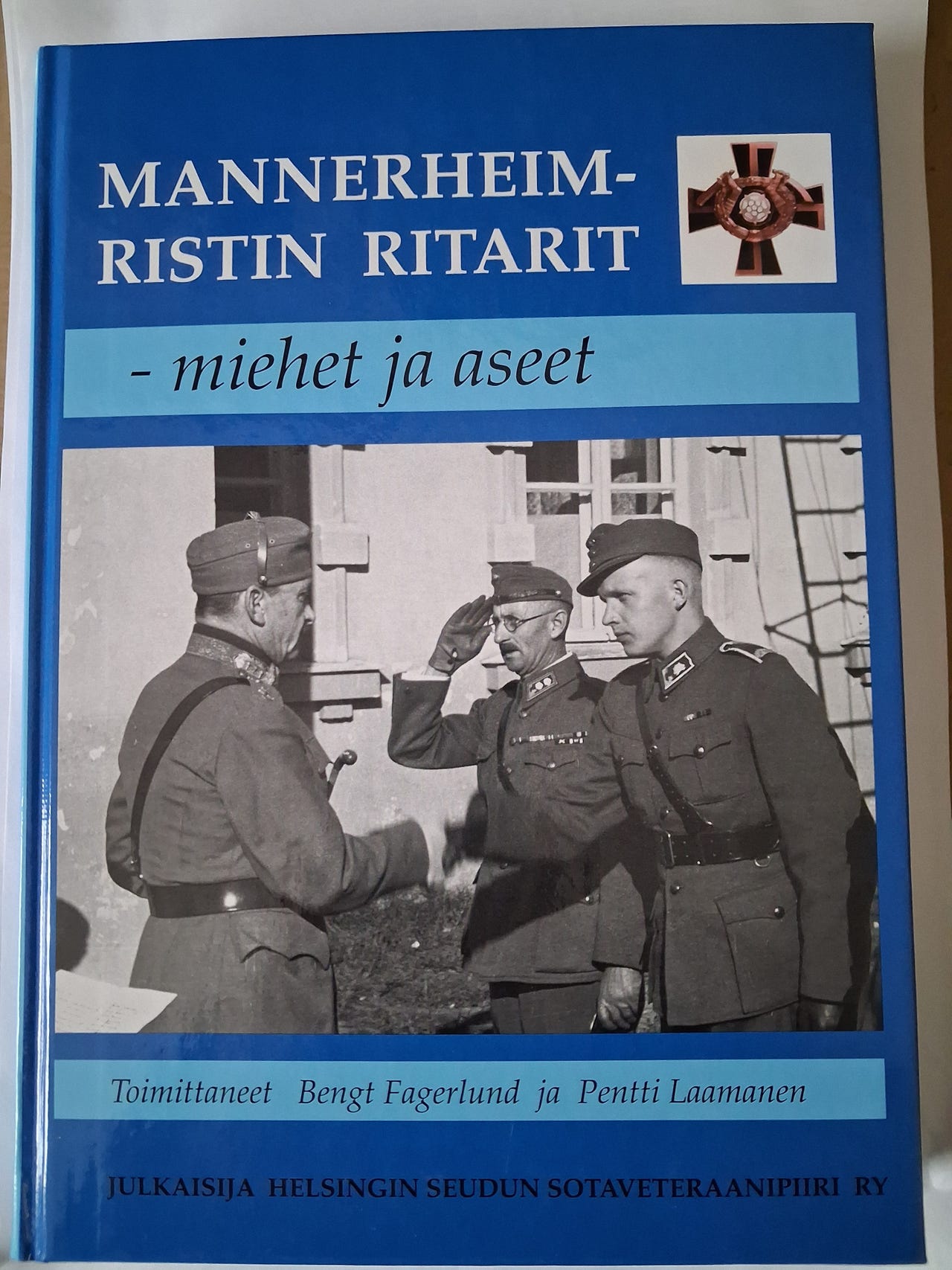 Mannerheim-ristin ritarit miehet ja aseet kirja | Tori