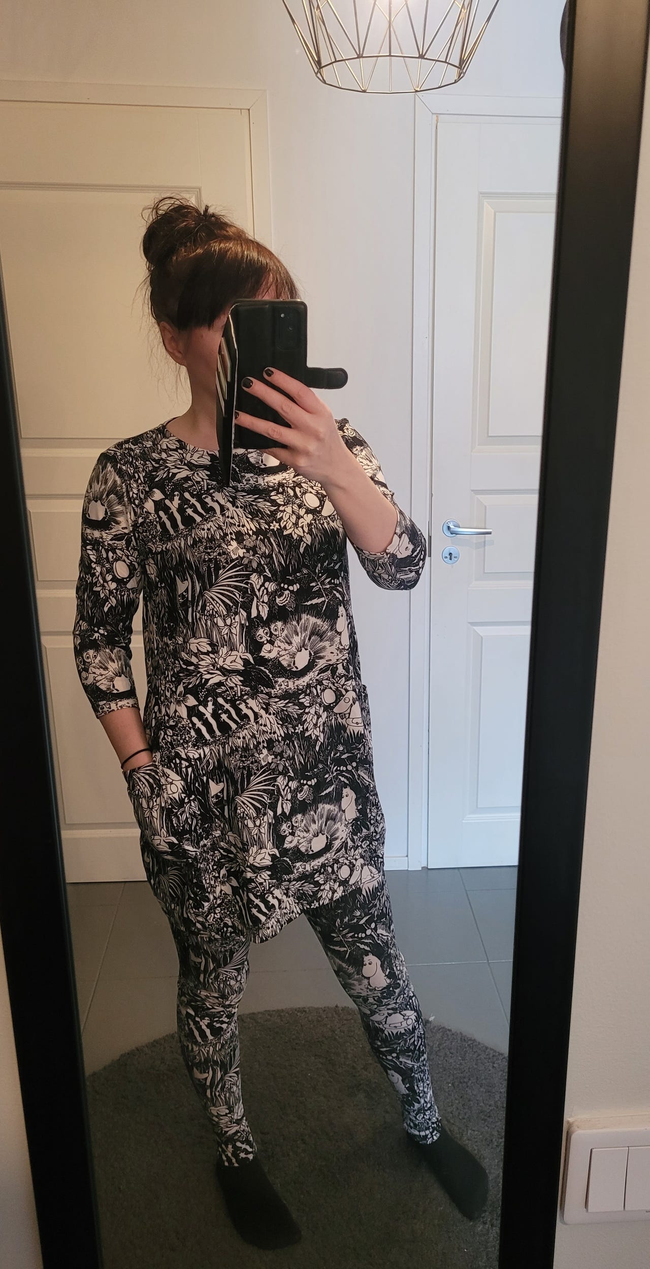 moomin-rubiini-jenni-mekko-elise-legginsit-s-m-tori
