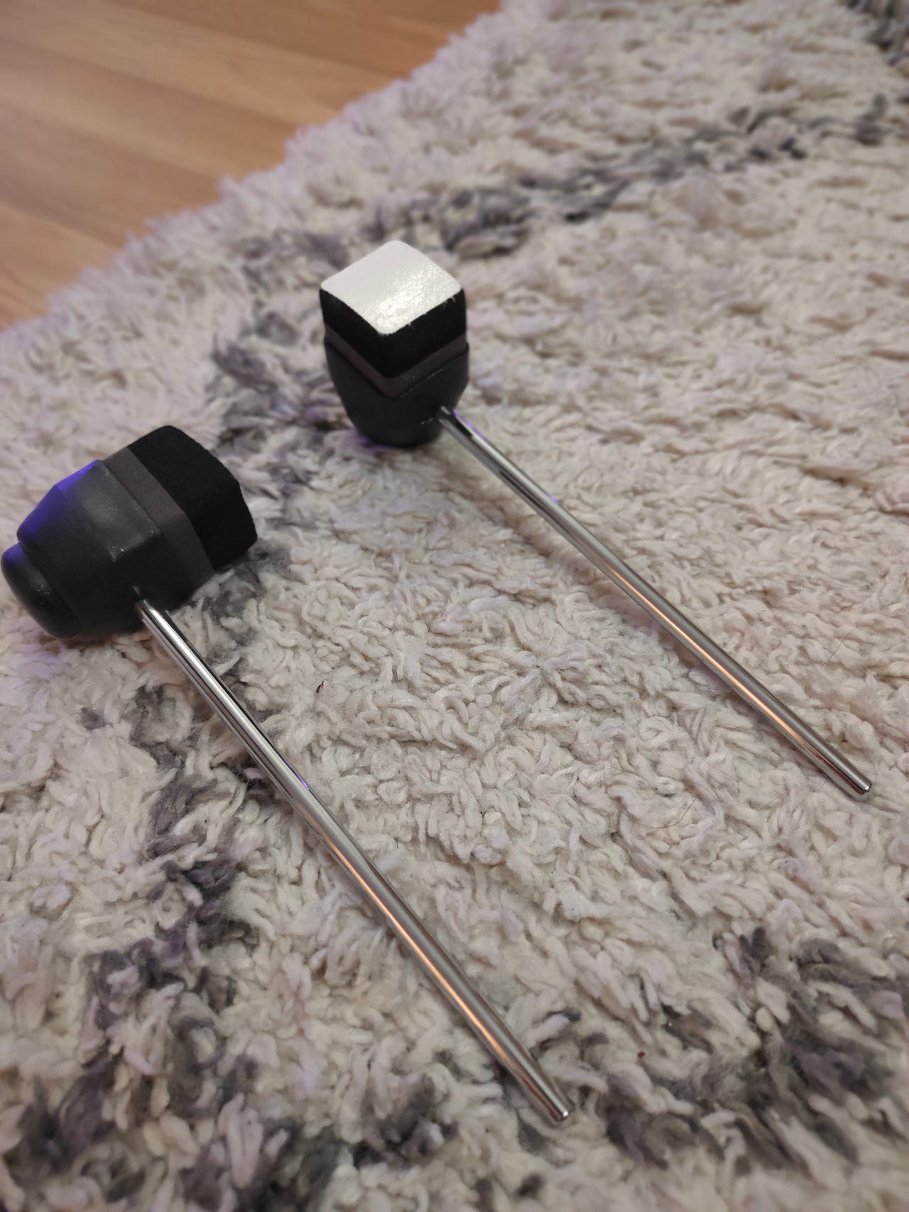 Drum tec sound-absorbing beater