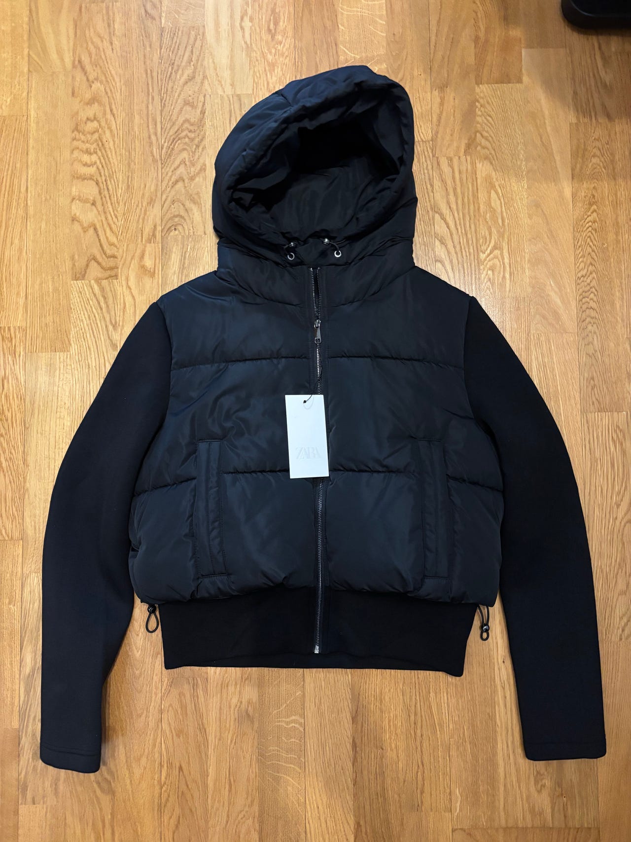 Uusi Zara musta puffer takki