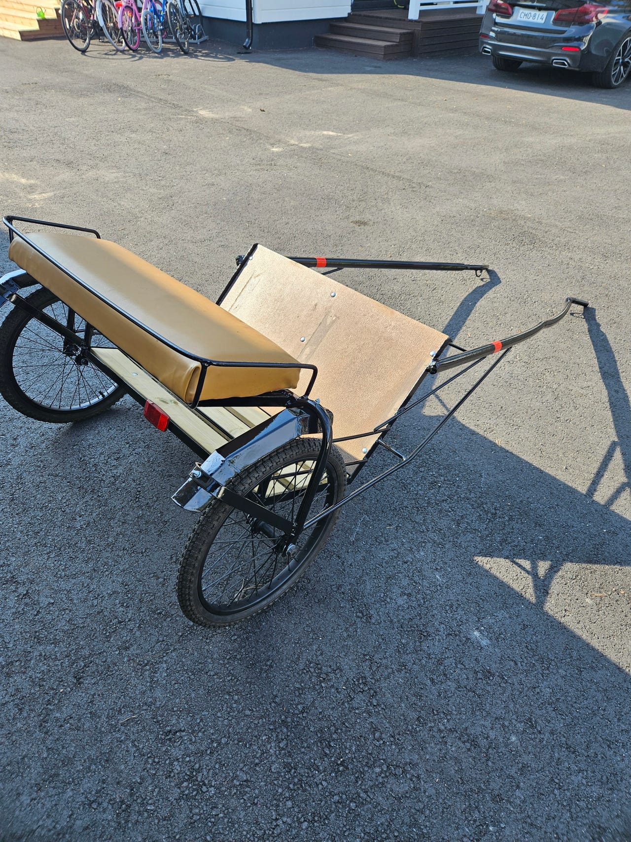 koppak-rryt-ponille-tori