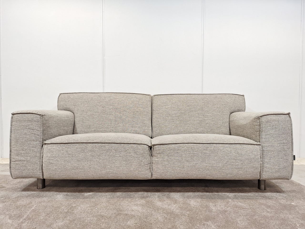 Furninova Vesta Sohva / Sofa /Ilmainen Toimitus