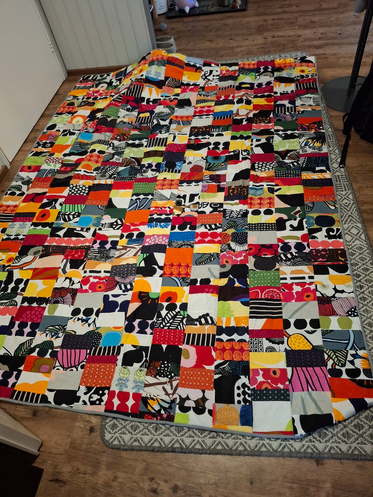 DIY Marimekko tilkkupeitto ja tyynynpäälliset