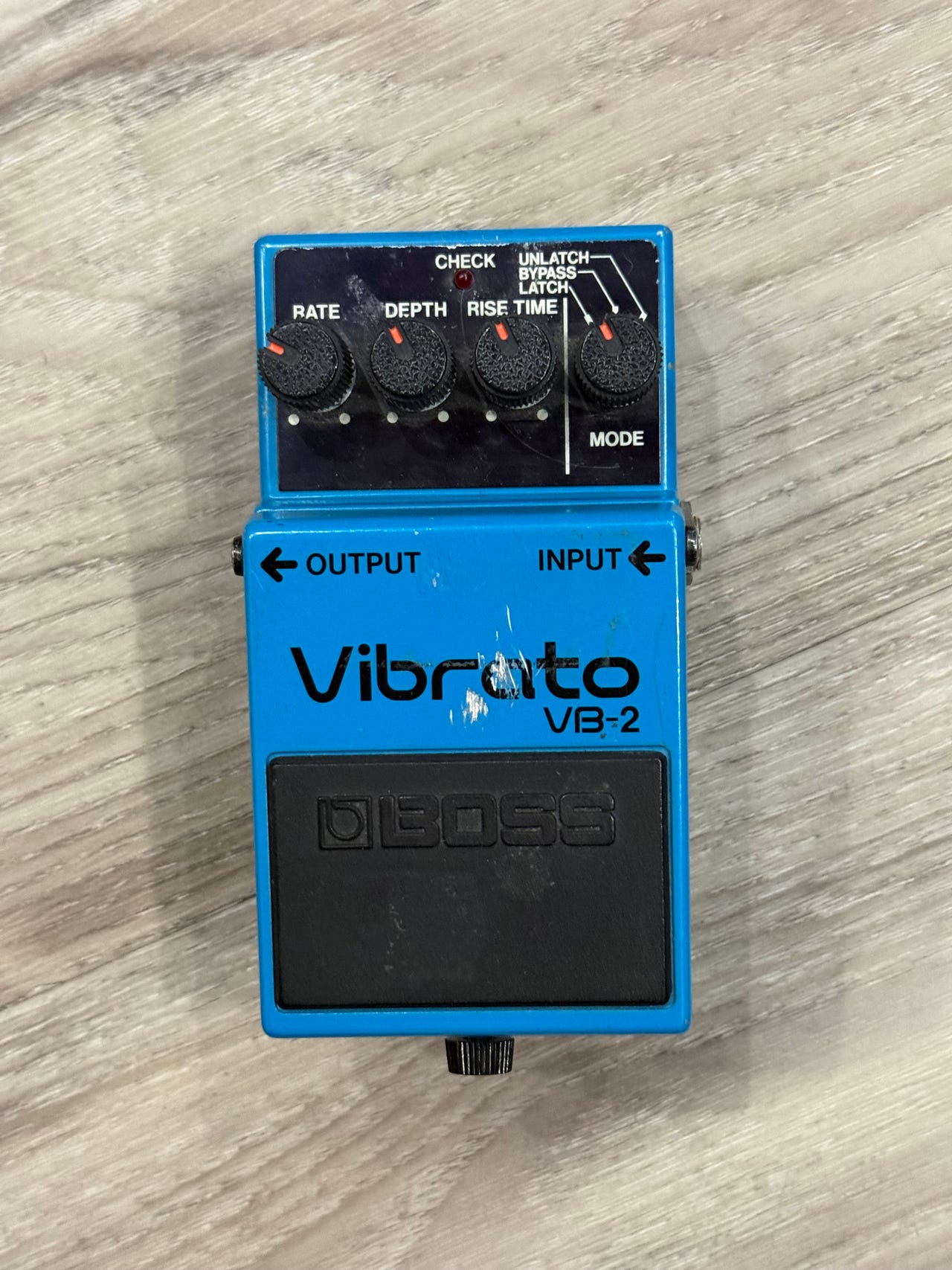 Boss VB-2 (MIJ 1982) | Tori