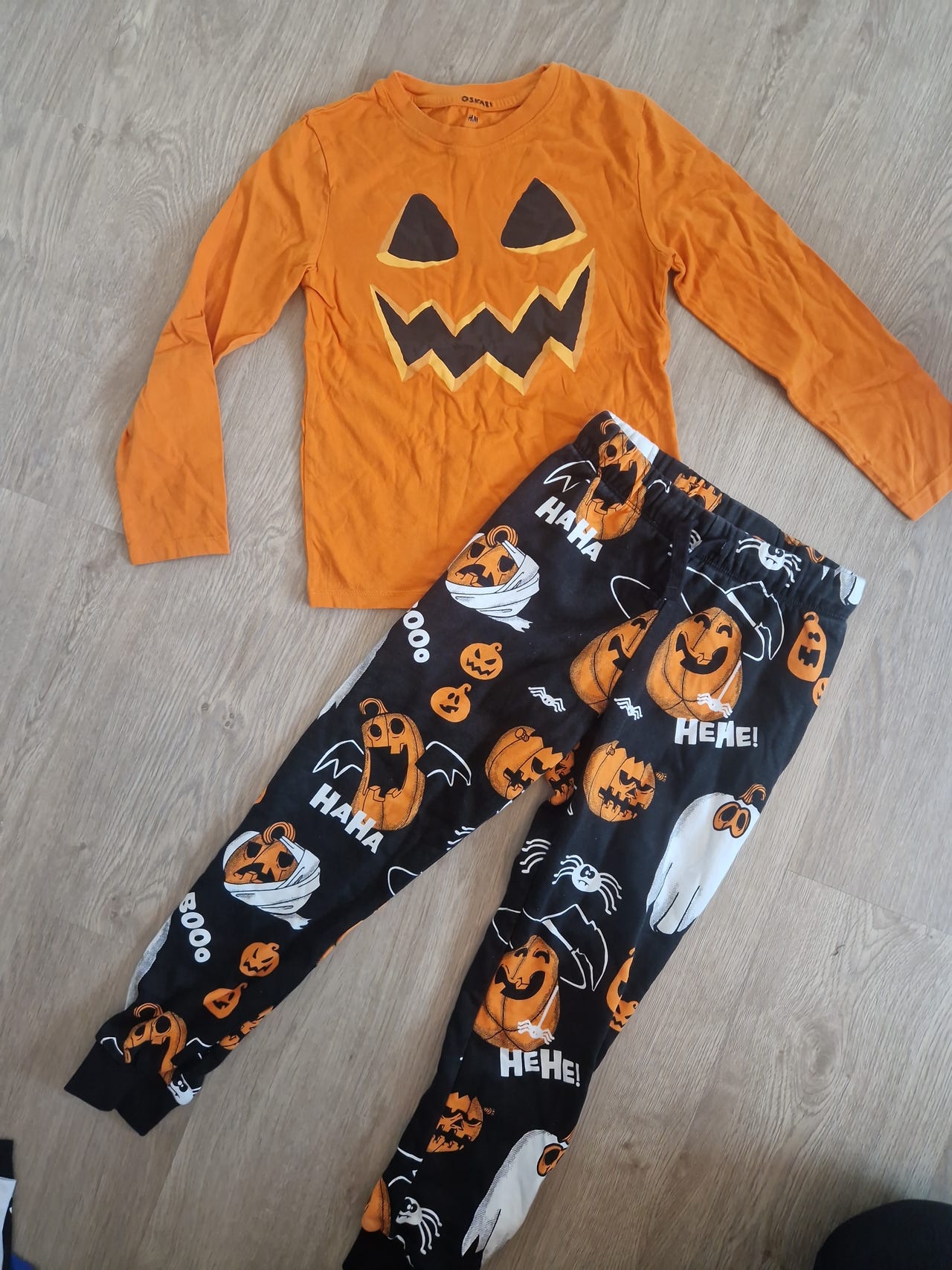 H&M lasten unisex halloween-asu koko 122/128