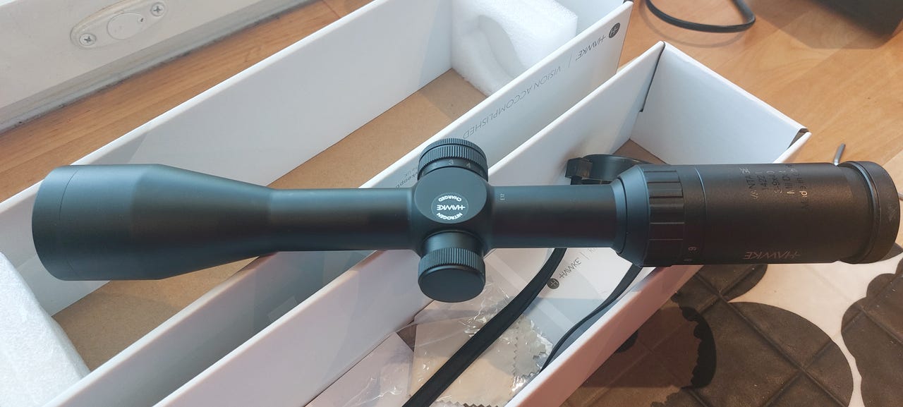 Hawke Vantage 3-9x40 Mil Dot kiikari