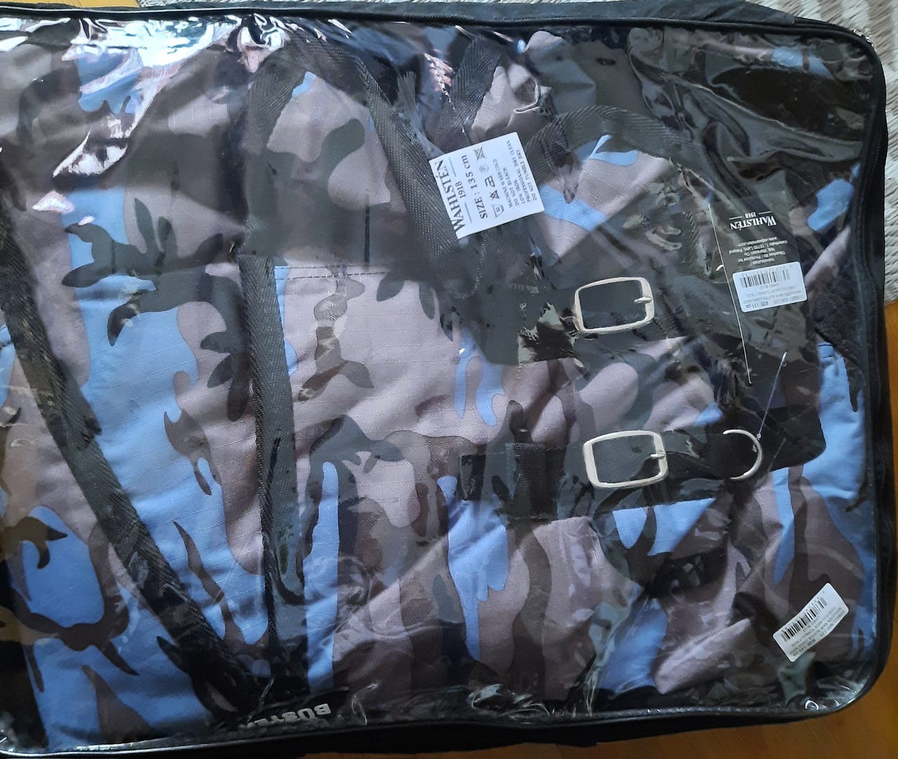 Uusi Wahlsten Rain Buster Camo 135cm ulkoloimi