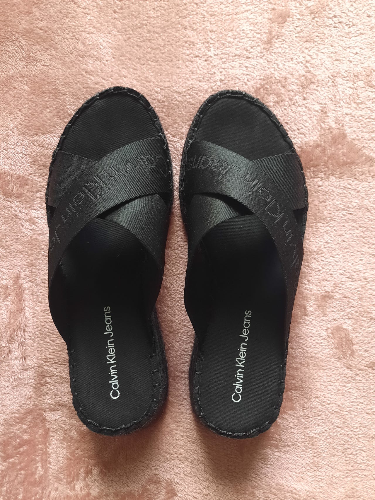 Calvin Klein Jeans sandaalit koko 38 musta