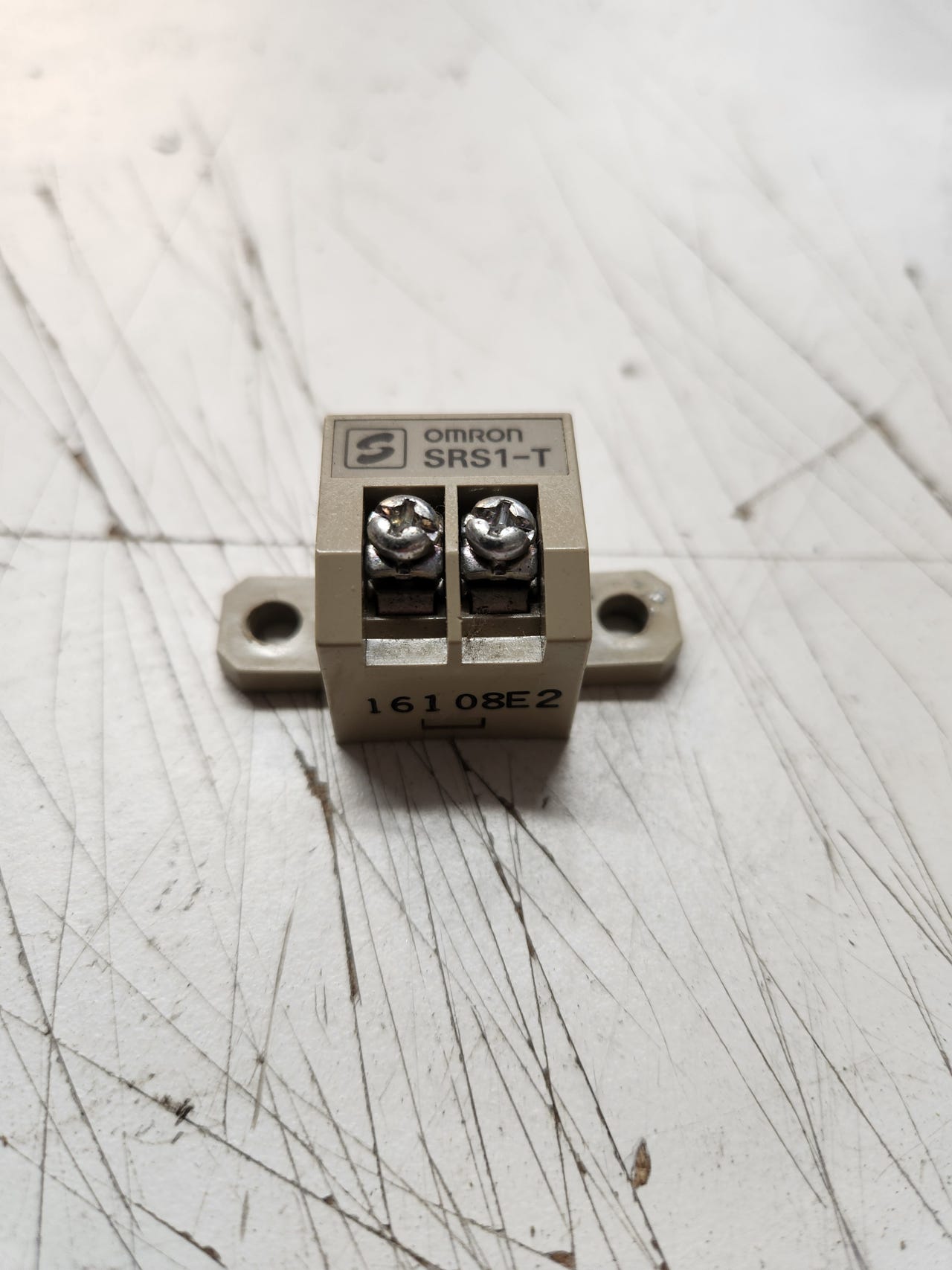 Omron SRS1-T päätemoduli