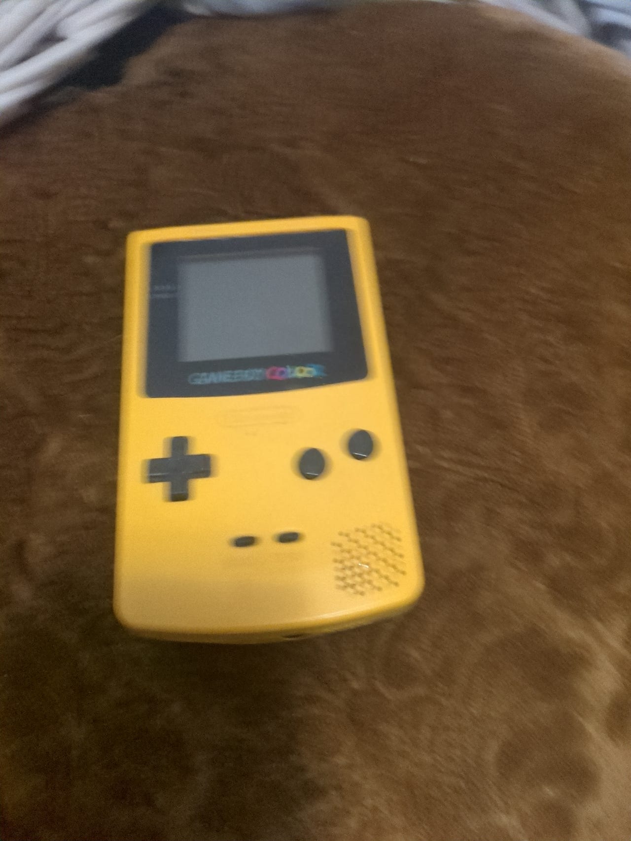 Nintendo Game Boy Color pelikonsoli keltainen