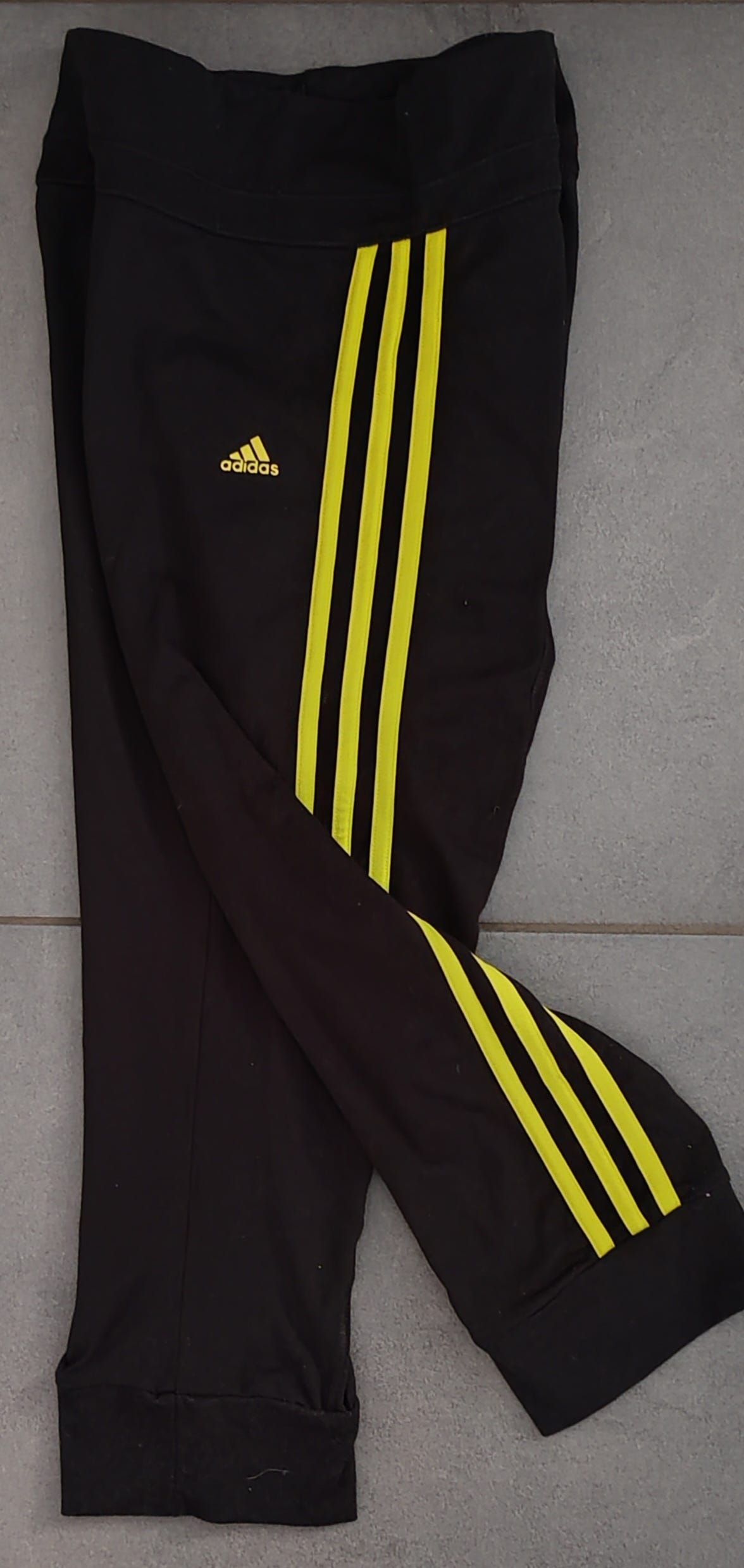 Adidas treenihousut, s